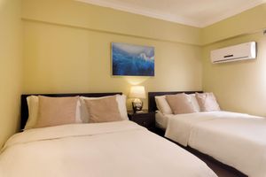 Renta temporal - Penthouse in Evaristo Morales Sleeps 14