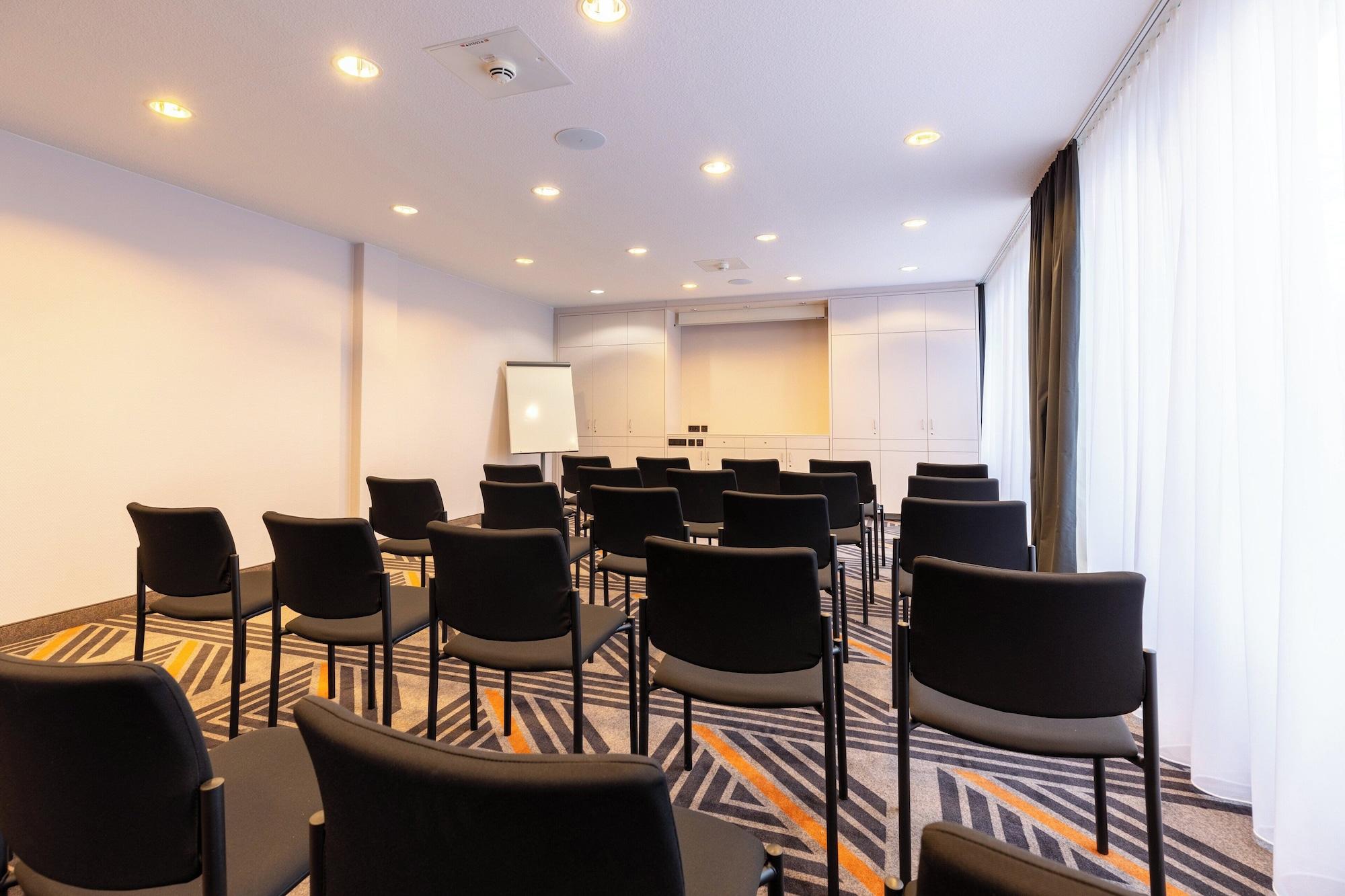 Sala de Reuniones Holiday Inn - the niu, Blade Solingen by IHG