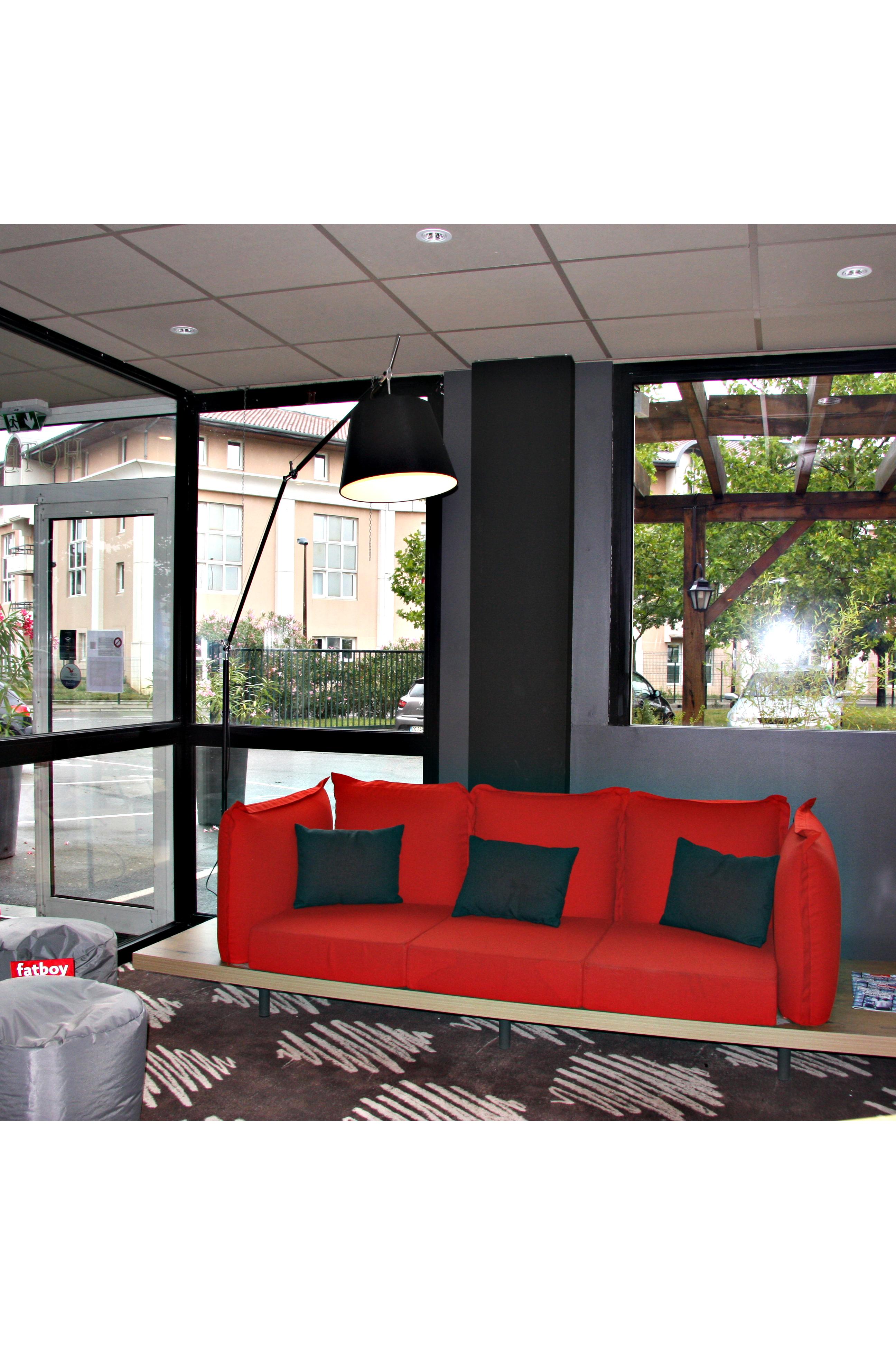 Vista Lobby ibis Toulouse Purpan