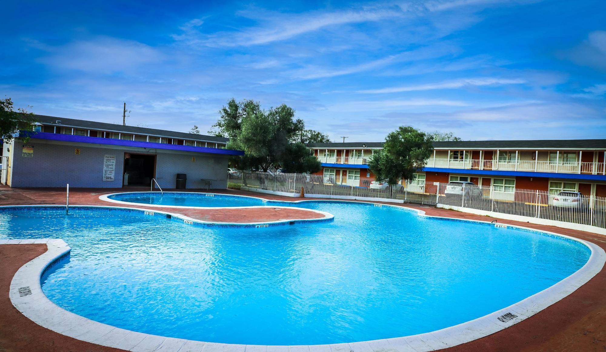 Varios La Hacienda Hotel