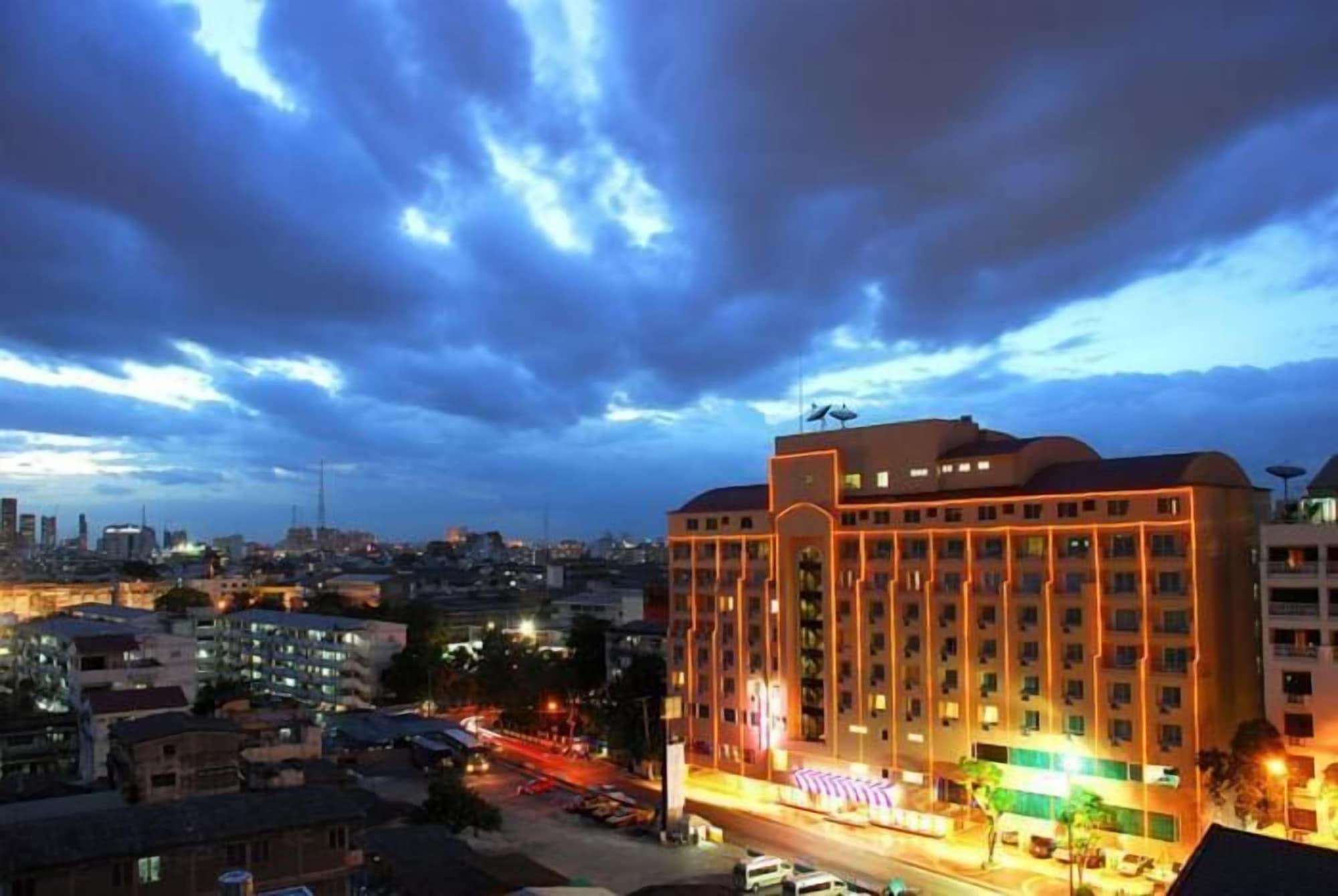 Vista Exterior Hip Bangkok