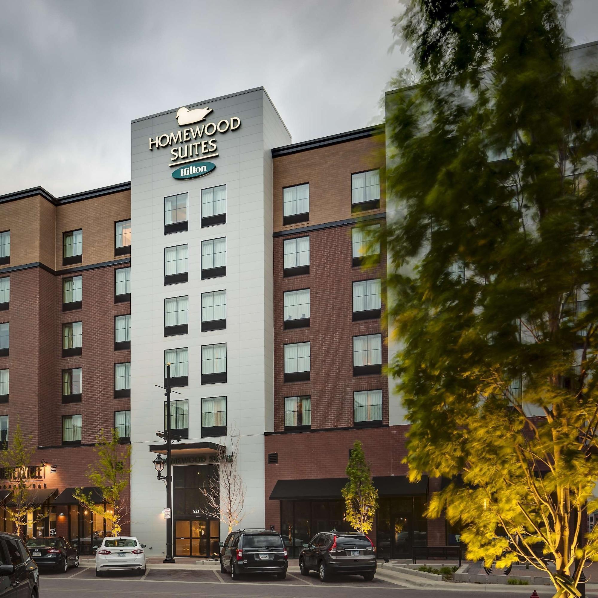 Vista Exterior Homewood Suites by Hilton Coralville - Iowa River Landing