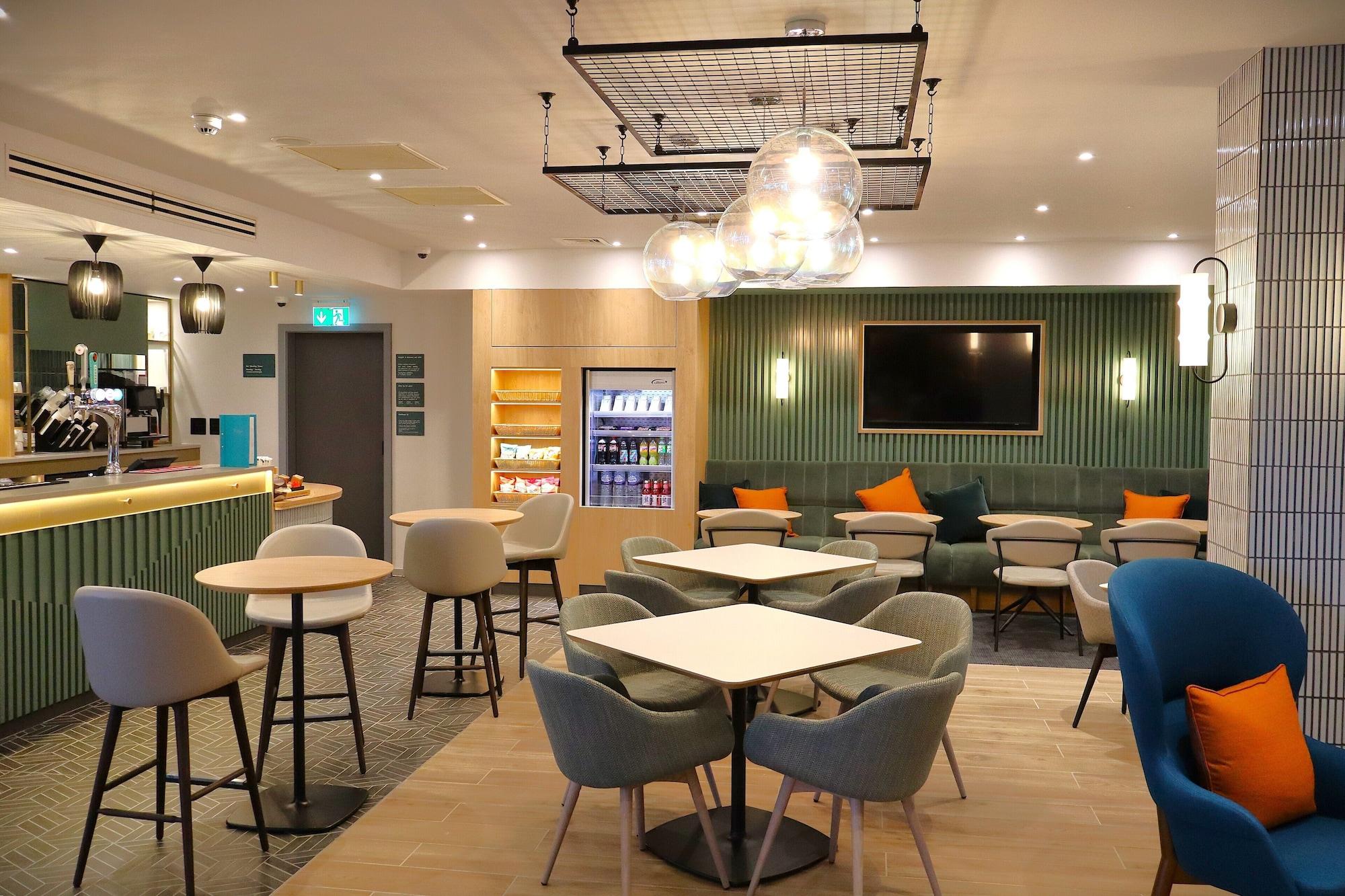 Bar/Salón London Luton Vale Hotel