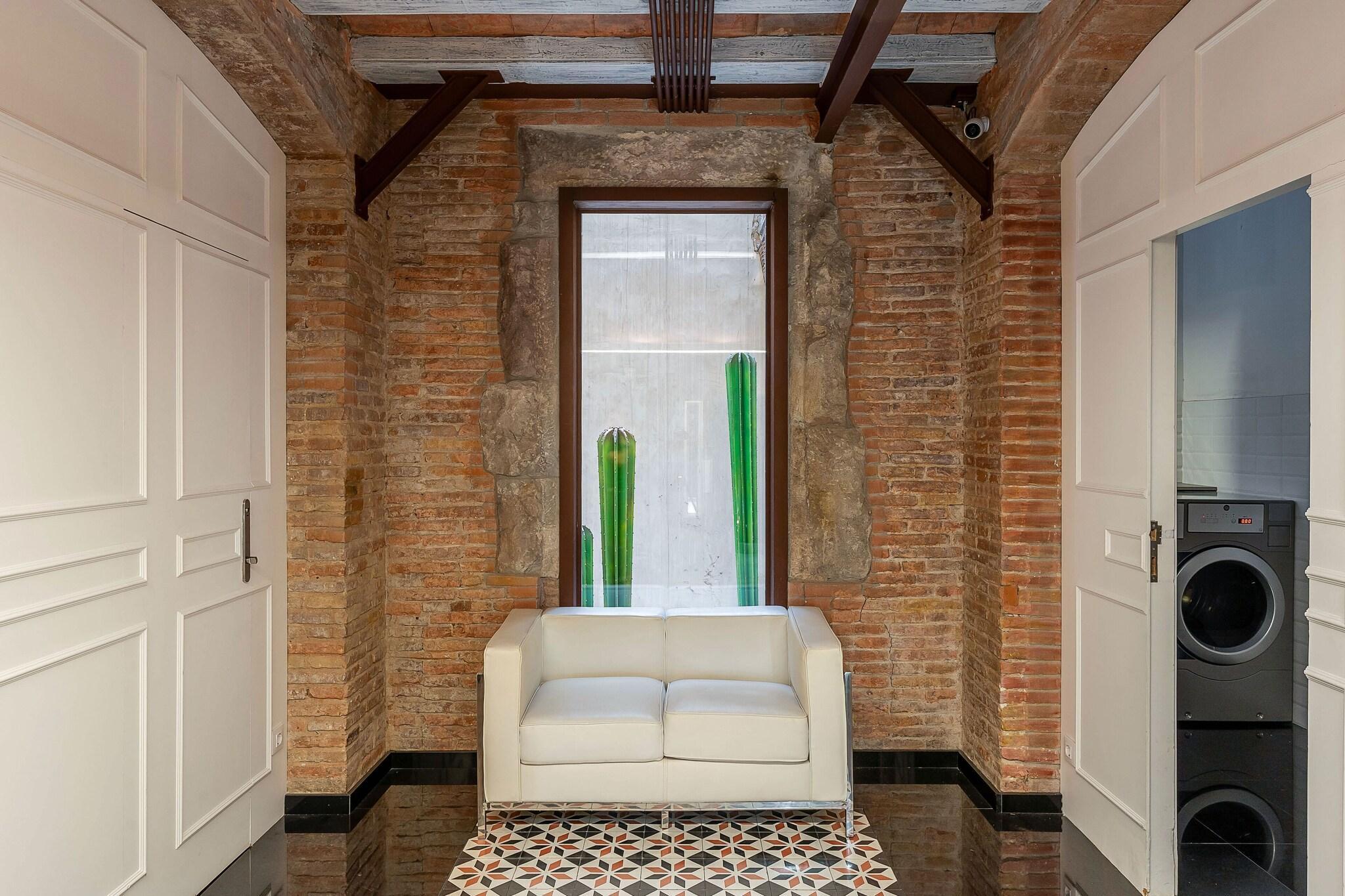 Vista Lobby Enjoybcn Colon Apartments