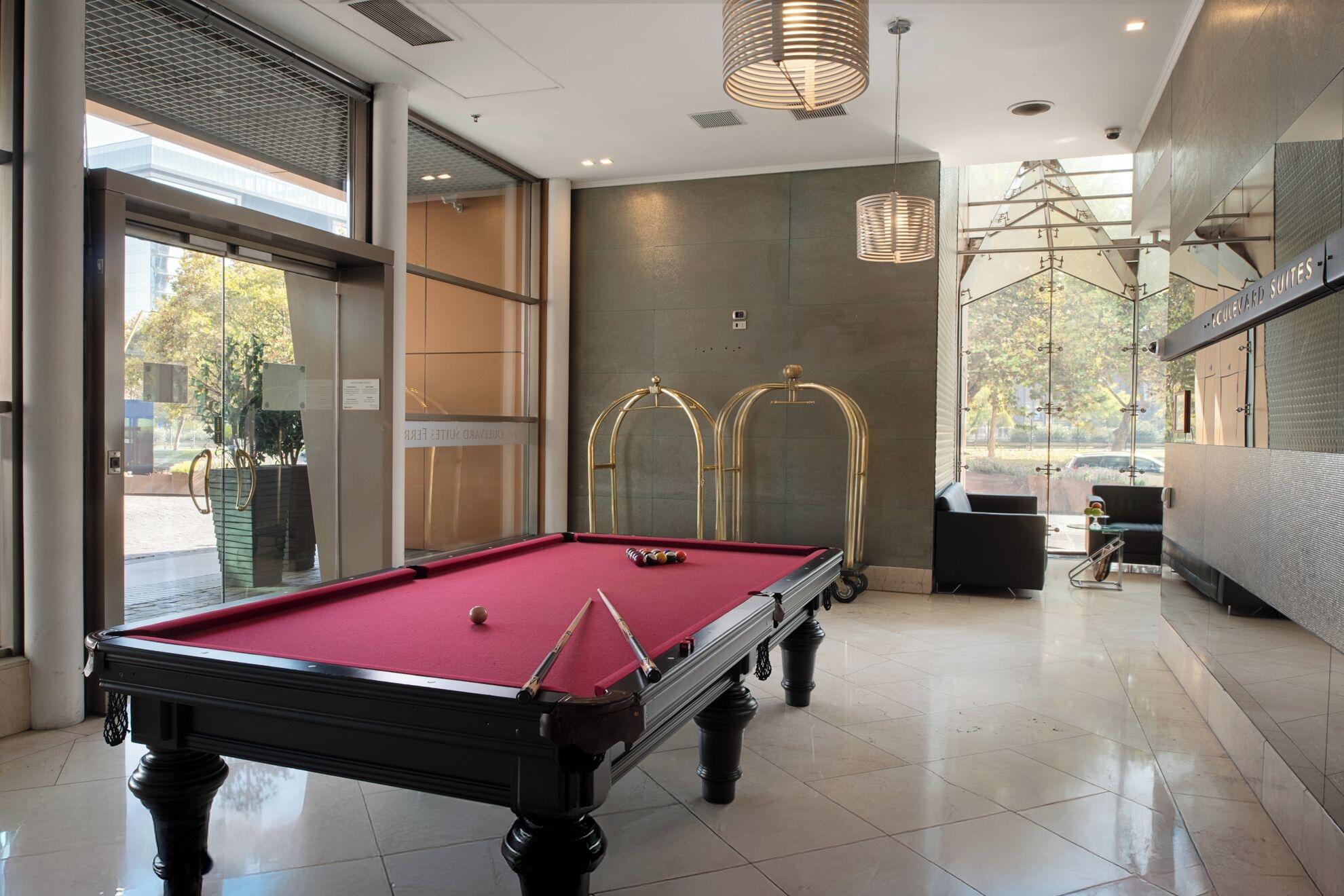 Vista do lobby Boulevard Suites Hotel