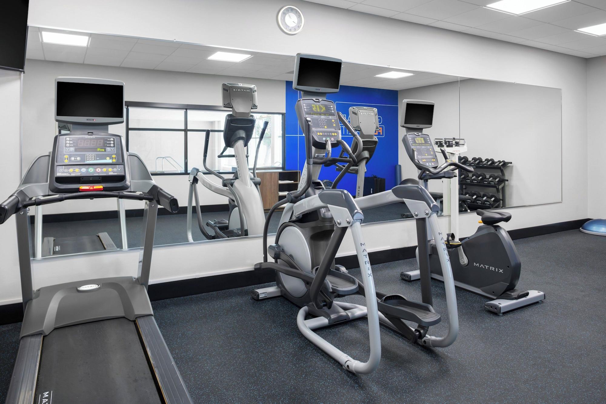 Gimnasio Holiday Inn Express Hotel & Suites Hermosa Beach by IHG