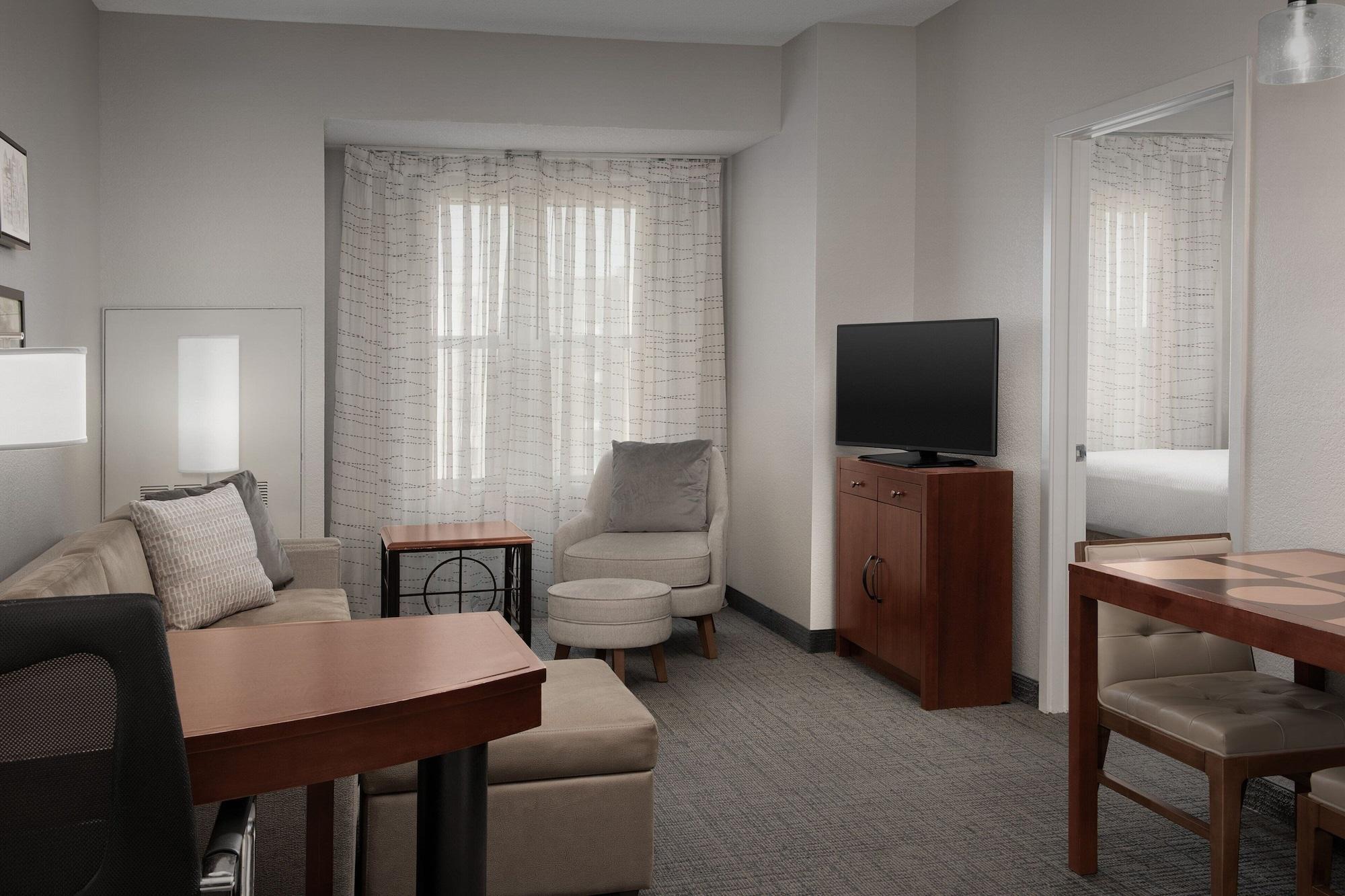 Habitación Residence Inn by Marriott Greensboro Airport