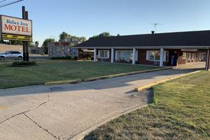 Alojamiento - New Relax INN