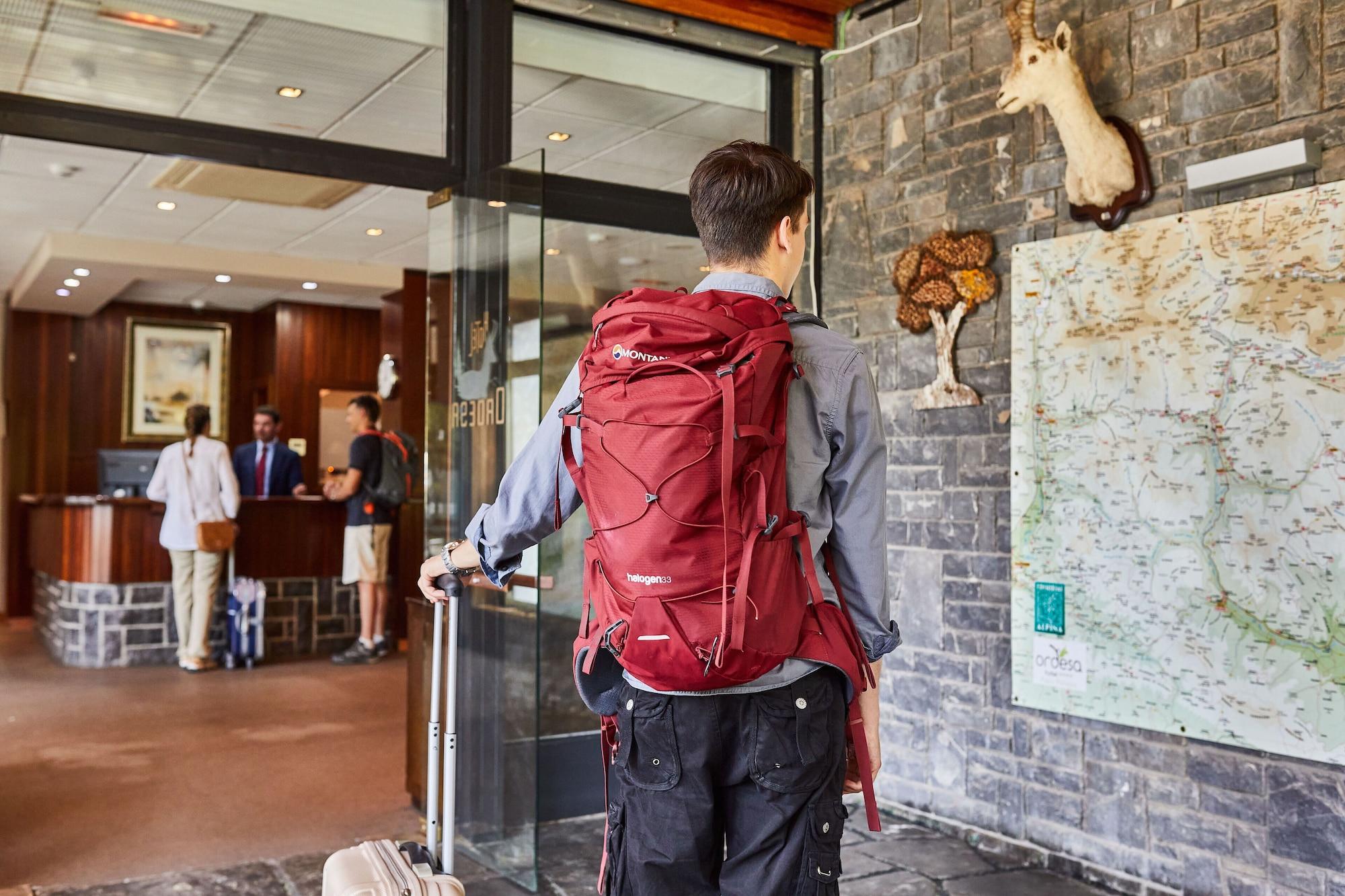 Vista Lobby Hotel Silken Ordesa