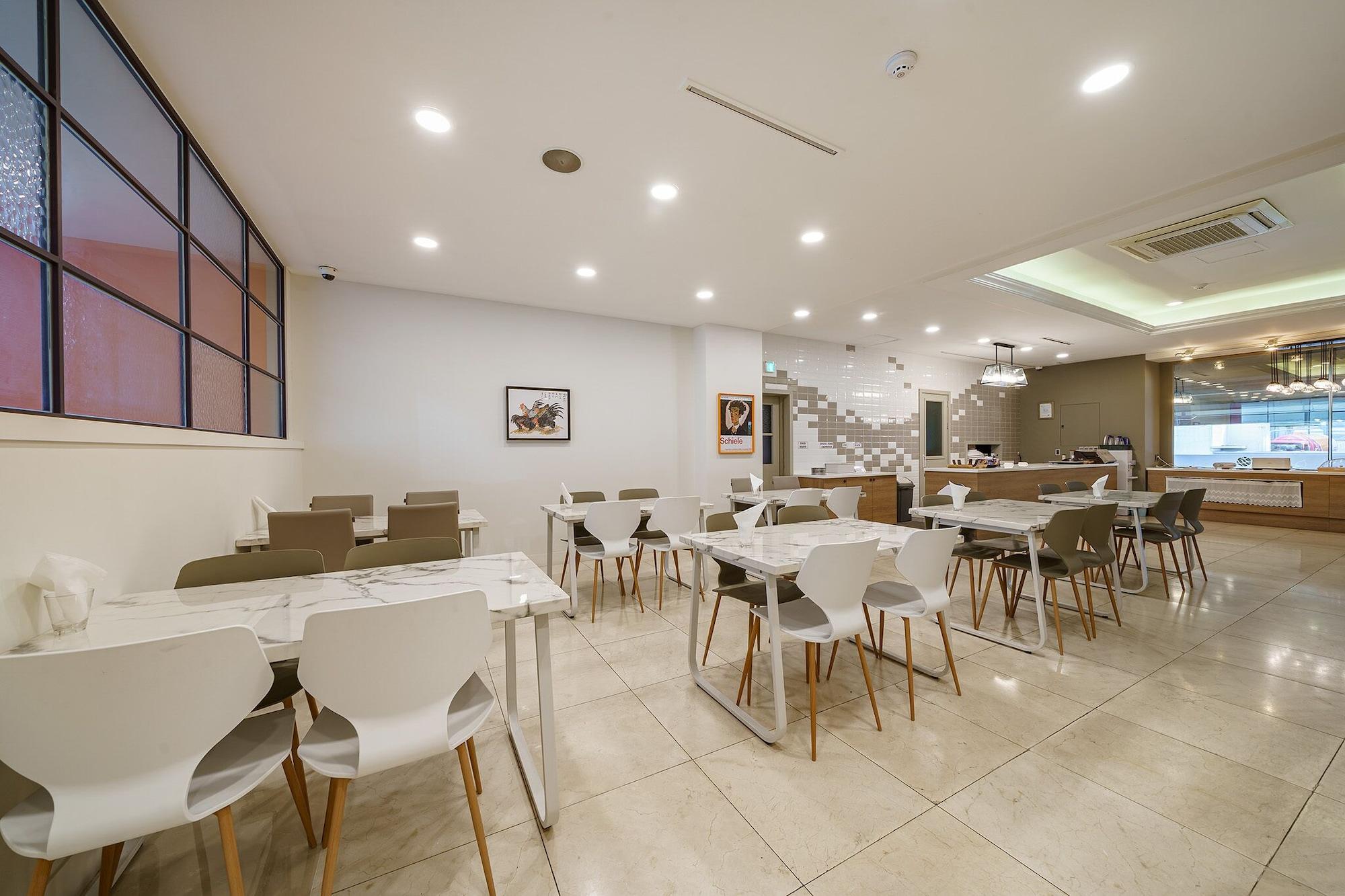 Restaurant La Mer Hotel