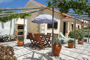 Alquiler Vacacional - 450 meters to the beach, Private gardens,Praia das Maçãs