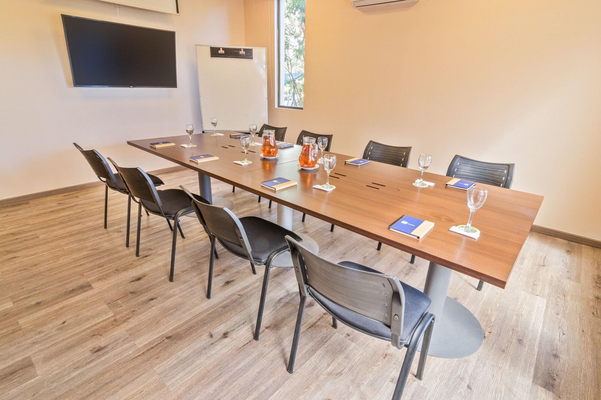 Sala de Reuniones Geotel Calama