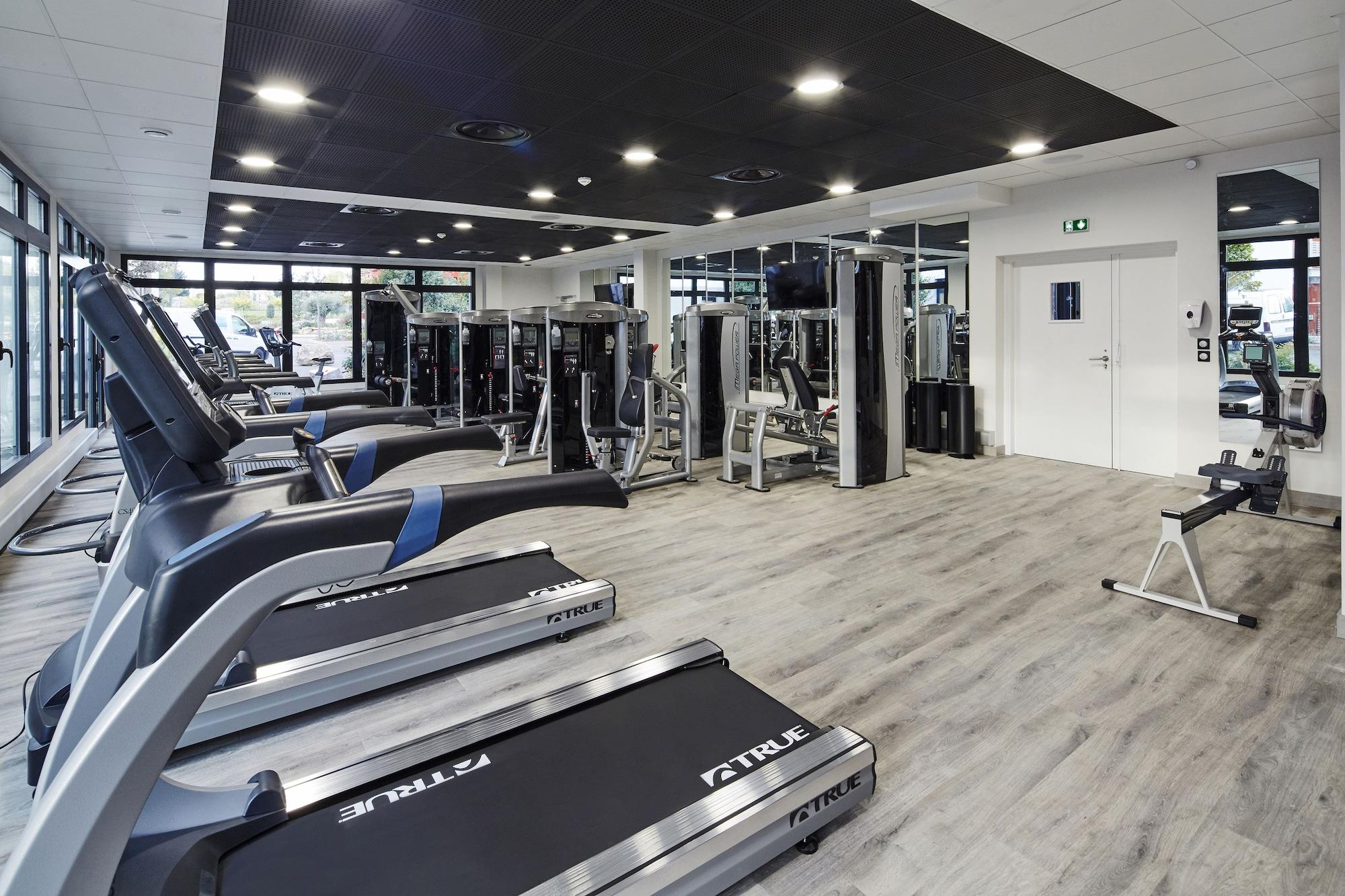 Gimnasio Kyriad Prestige Lyon Est - Saint Priest Eurexpo Hotel and Spa