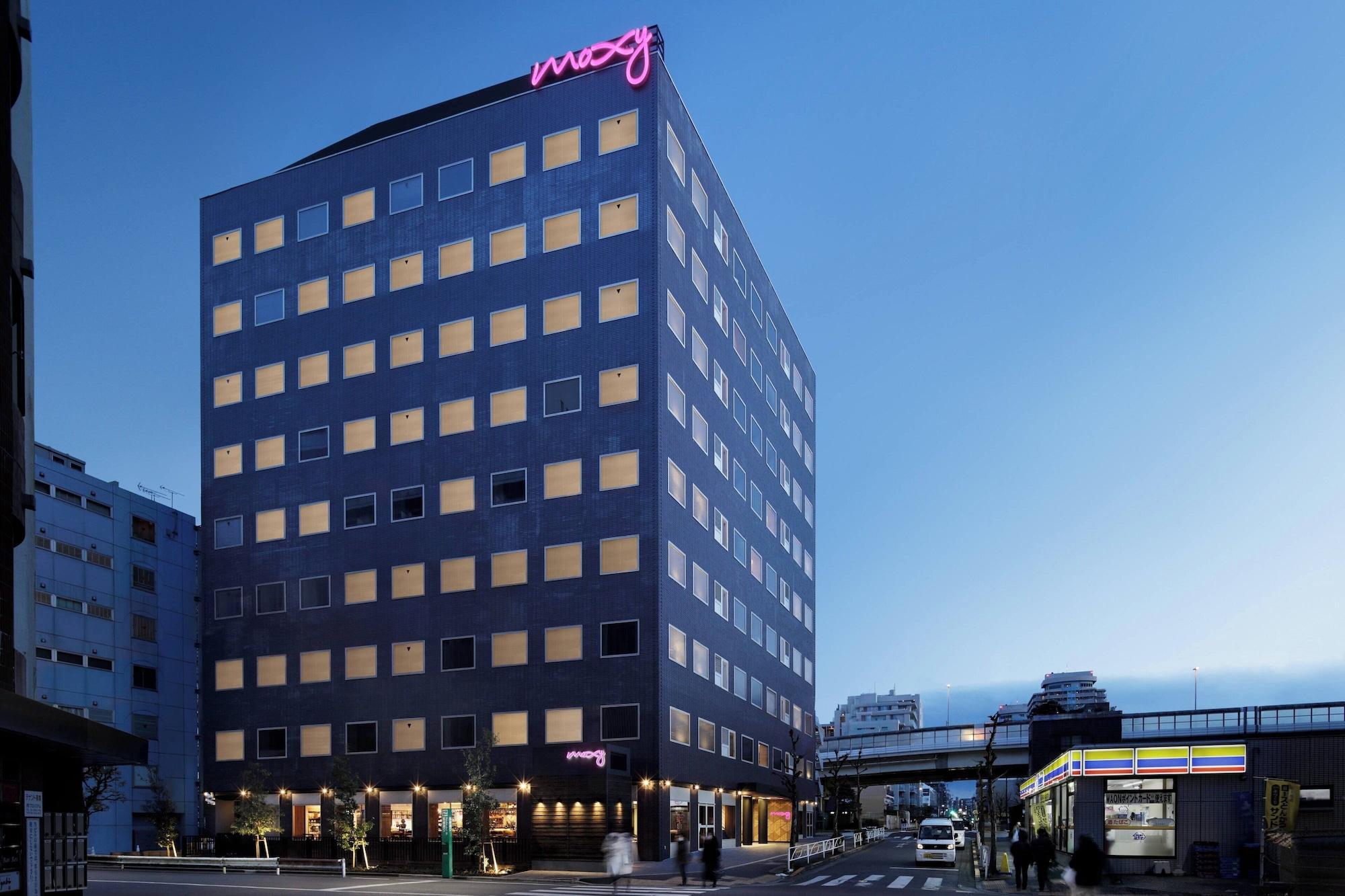 Vista Exterior Moxy Tokyo Kinshicho