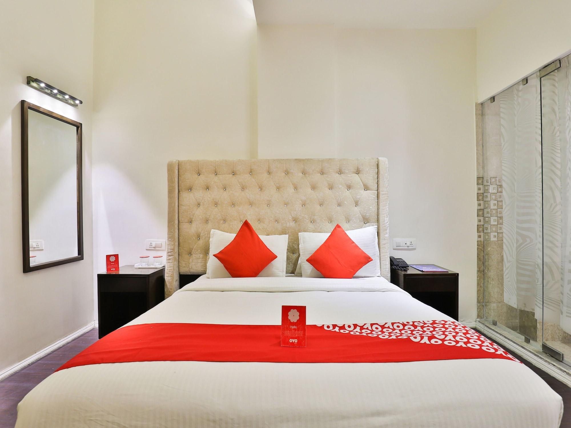 Habitación OYO 13479 Hotel Grand Nakshatra