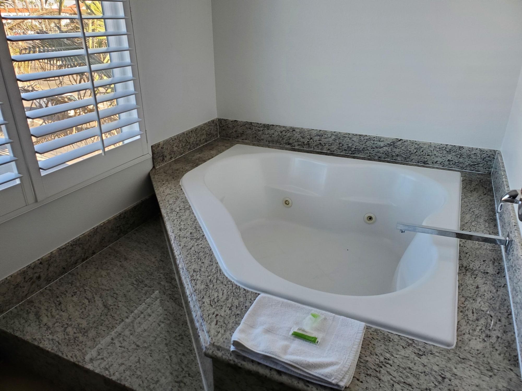 Vista Piscina Ocean Surf Inn & Suites
