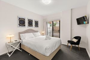 Alquiler Vacacional - Comfy Urban Escape With Outdoor Space