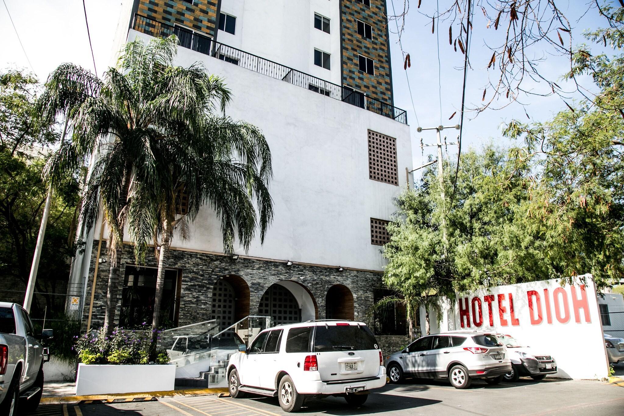 Vista Exterior Suites DIOH