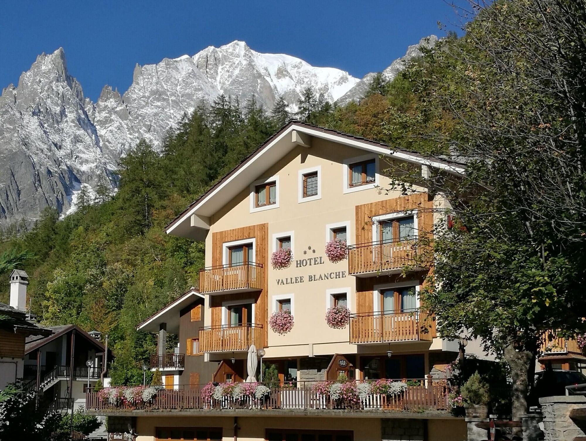 Varios Hotel La Vallee Blanche