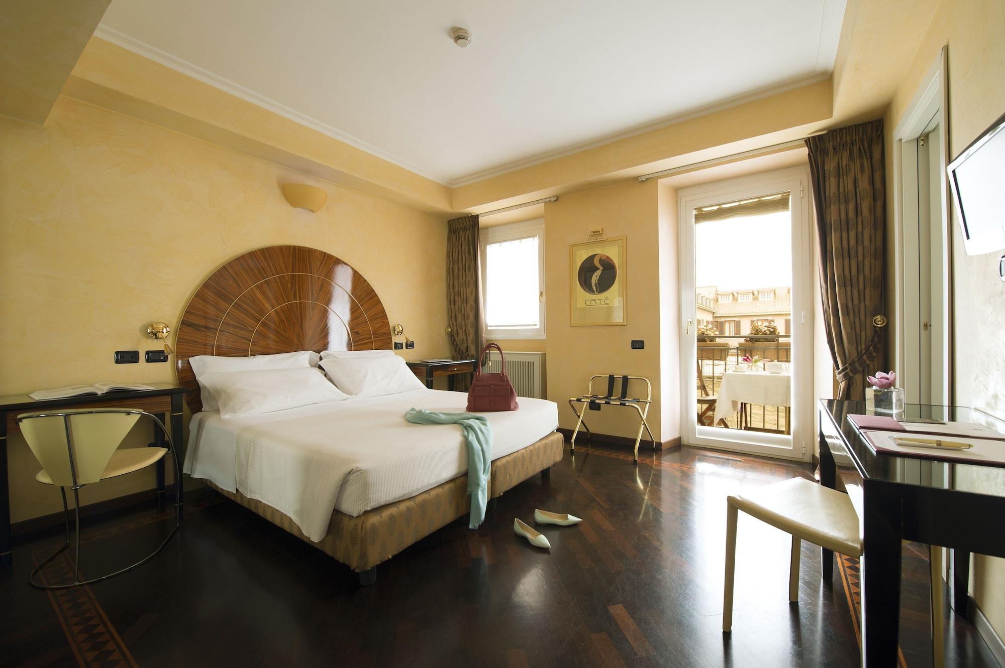 Varios Hotel Gregoriana