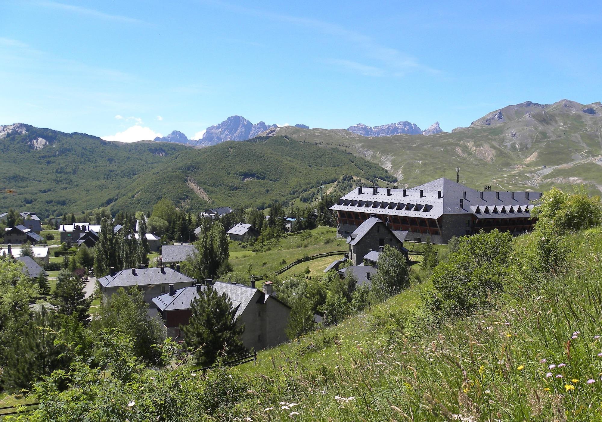 Vista Exterior HG Alto Aragón