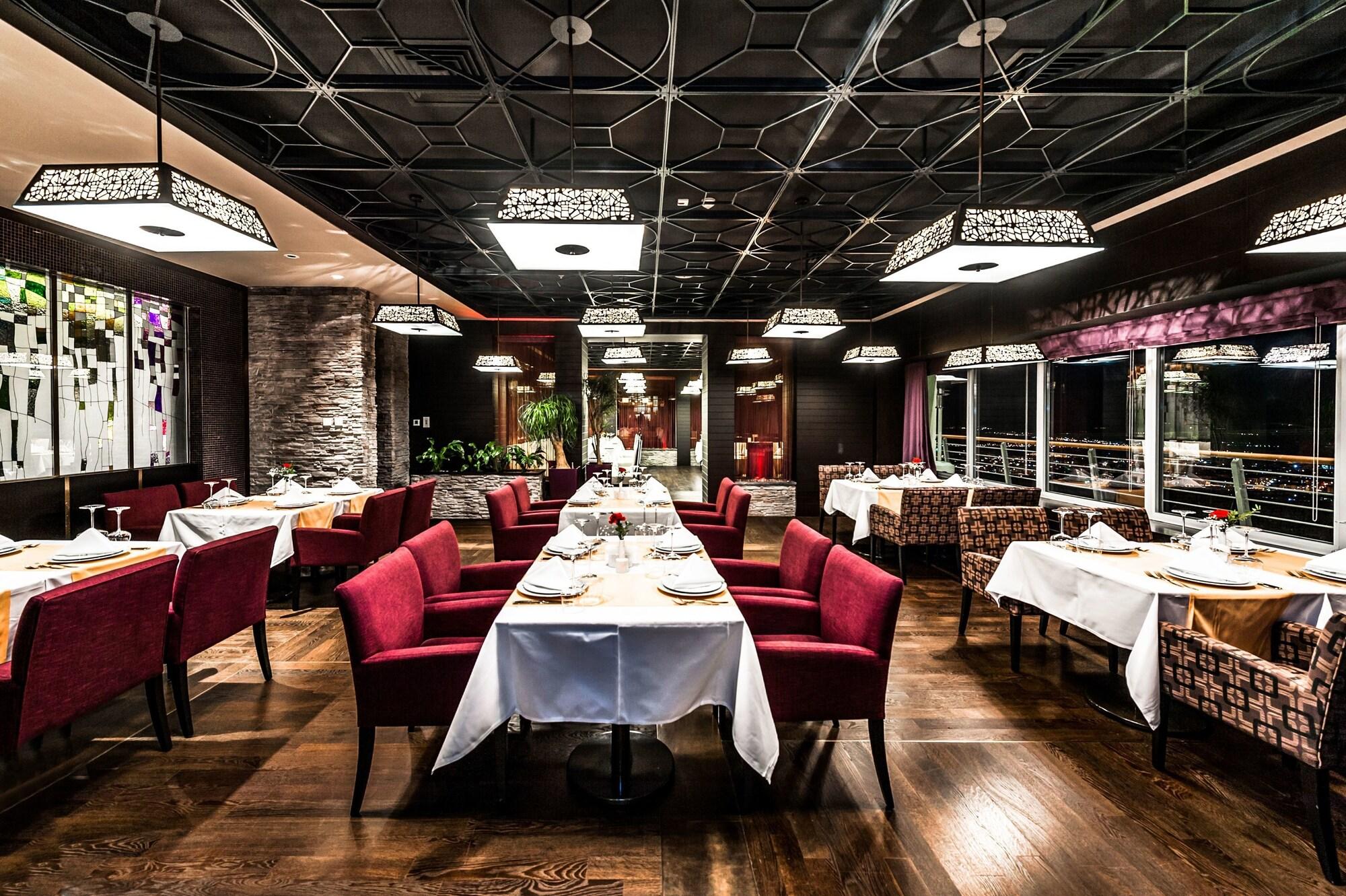 Restaurant Sway Hotels