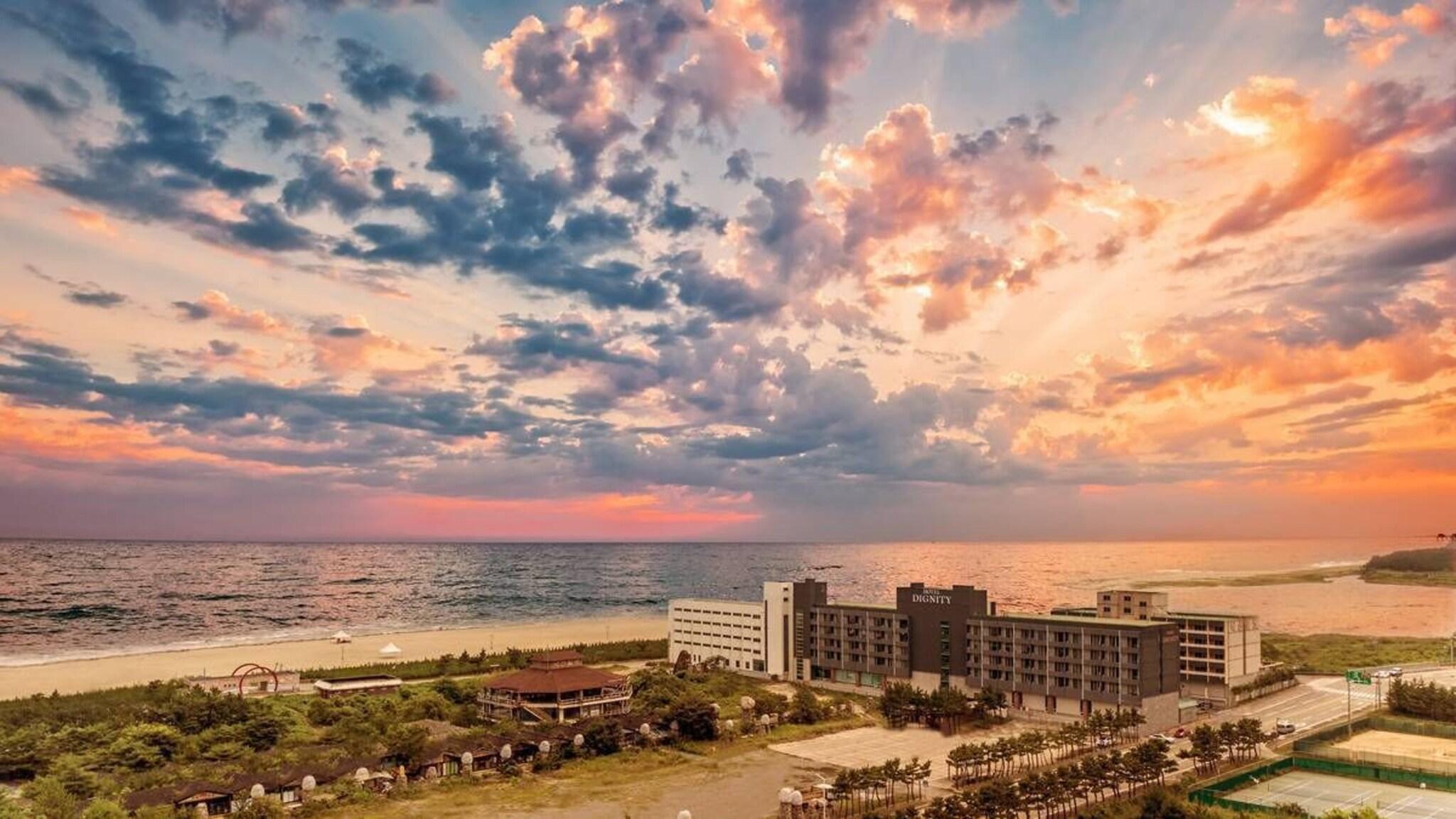 Vista Exterior Dignity Hotel