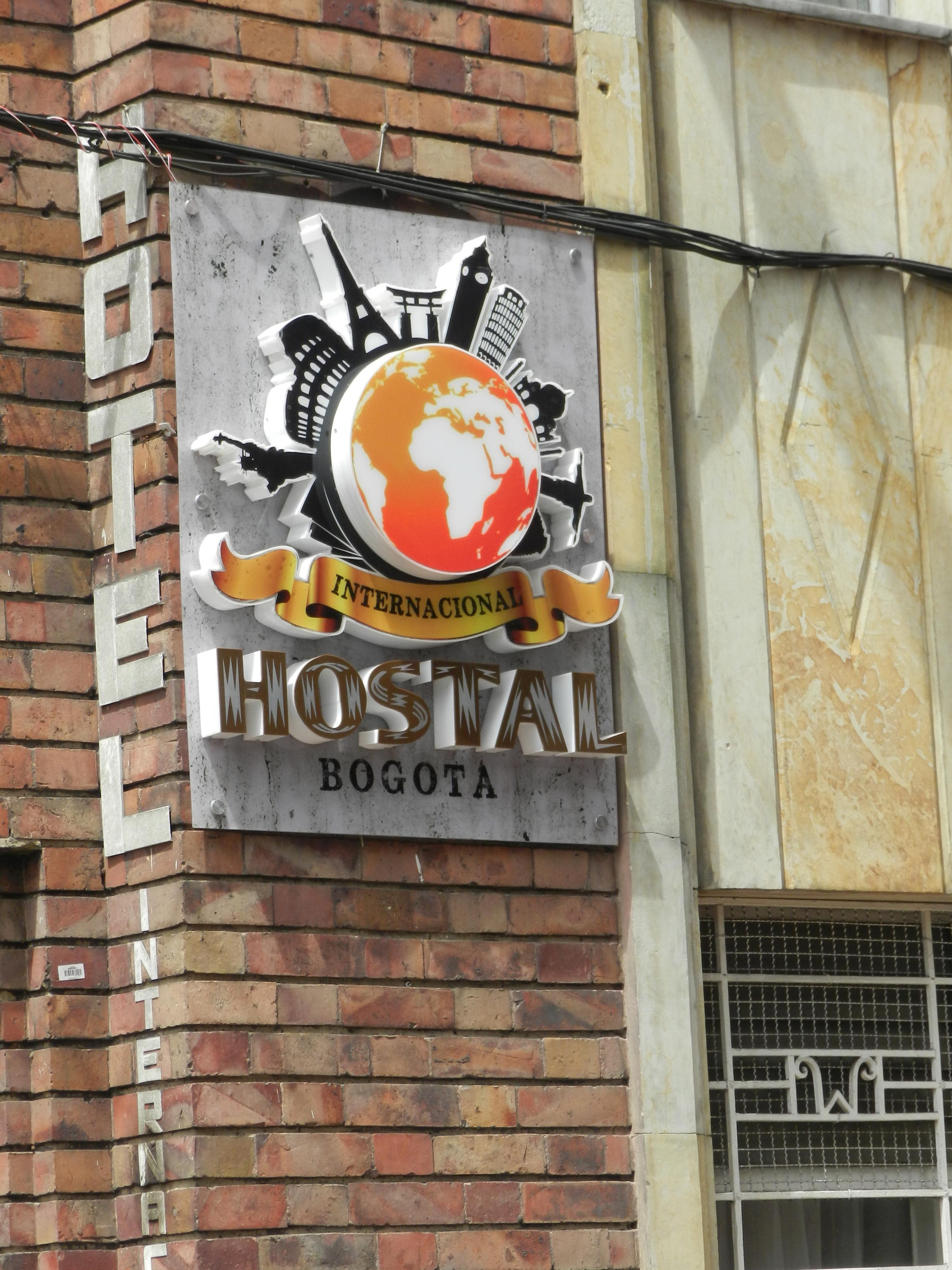 Vista Exterior Hostal Internacional - Hostel