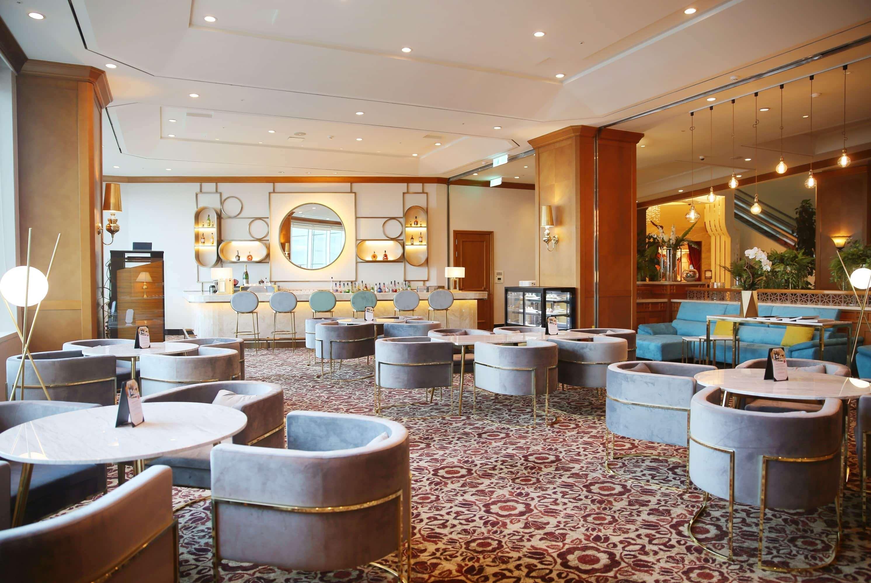 Vista Lobby Ramada Plaza by Wyndham Jeju Ocean Front