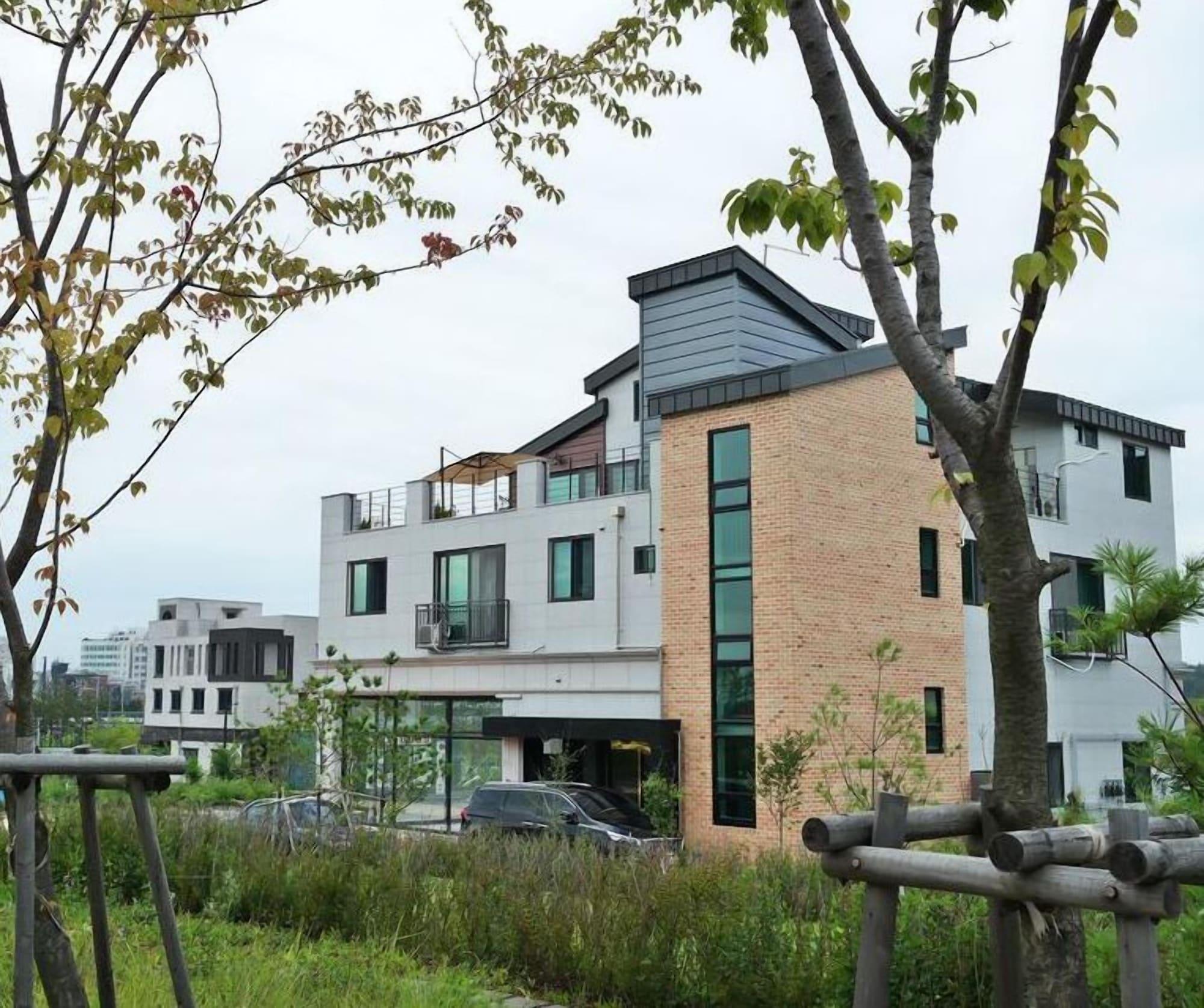 Vista Exterior Mr. KIM Guesthouse