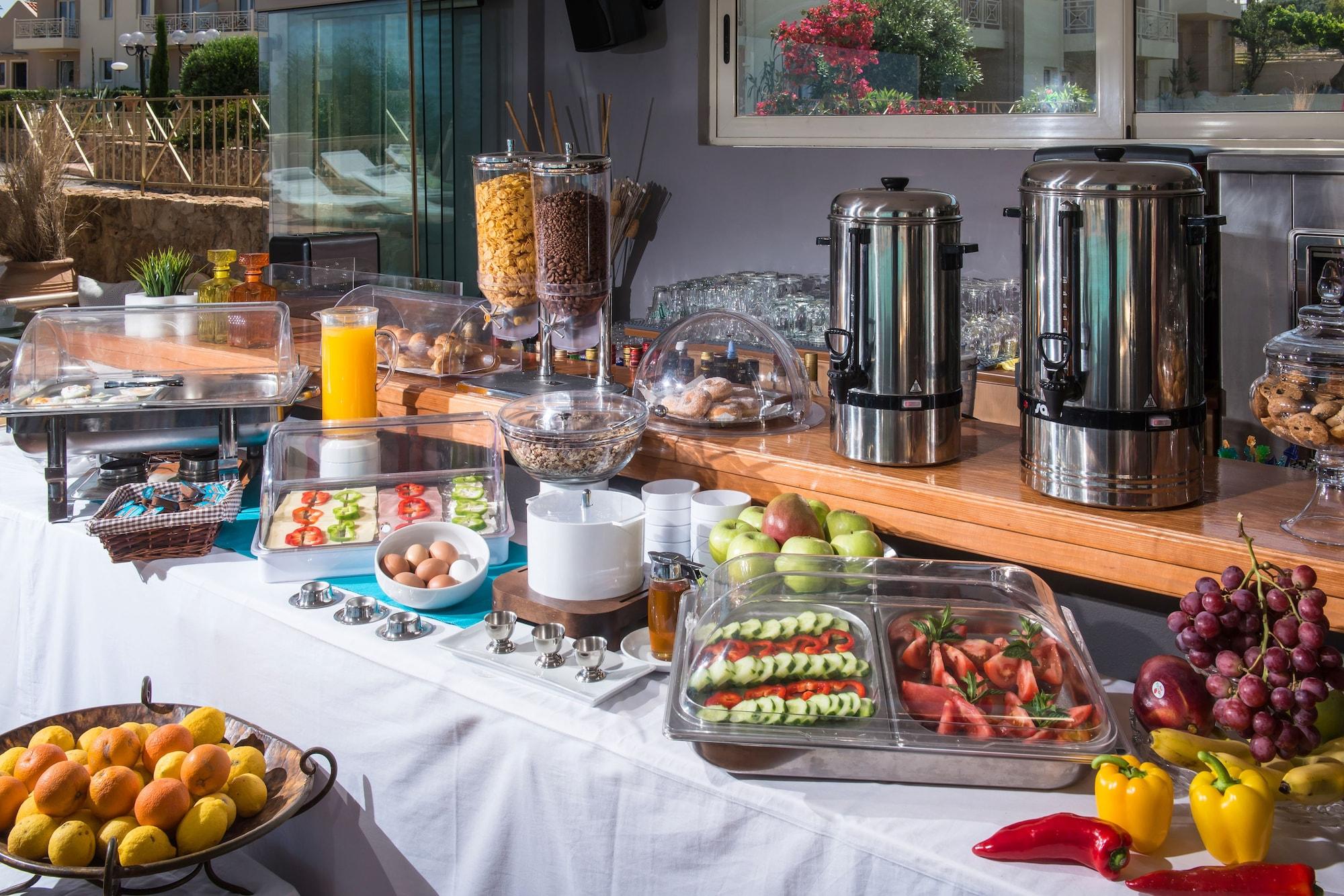 Restaurant Notos Heights Hotel & Suites