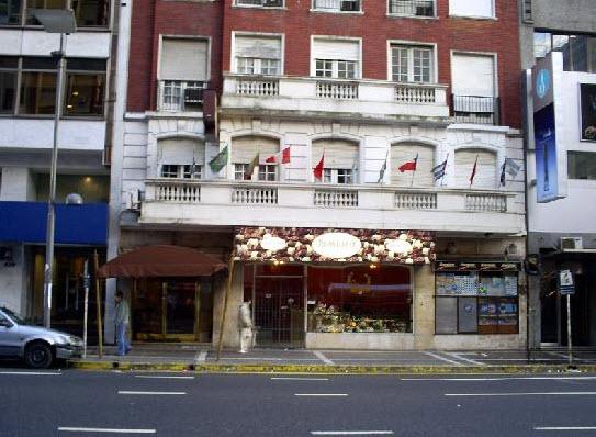 Vista Exterior King s Hotel