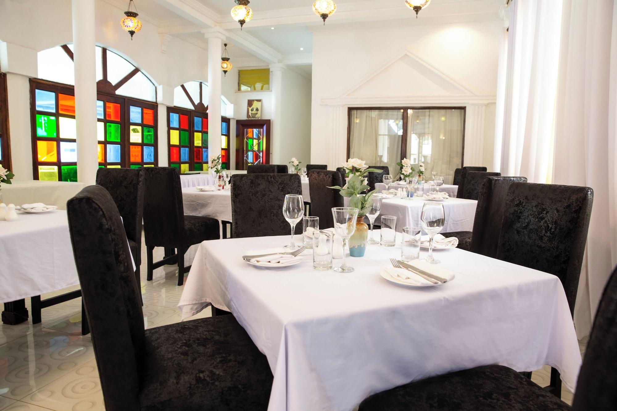 Restaurant Coconut Residence & Spa