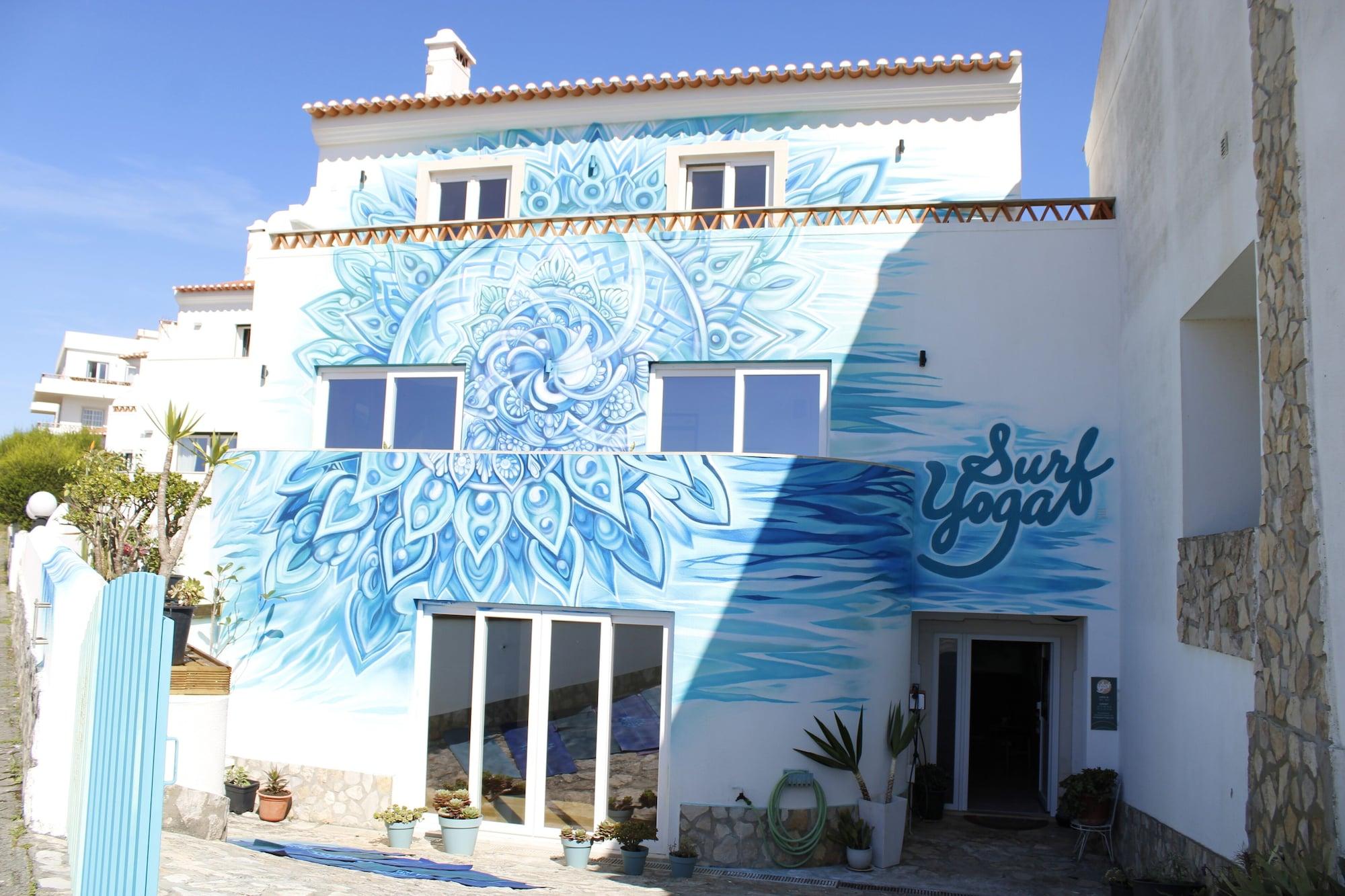 Varios Surf Yoga Ericeira Guest House