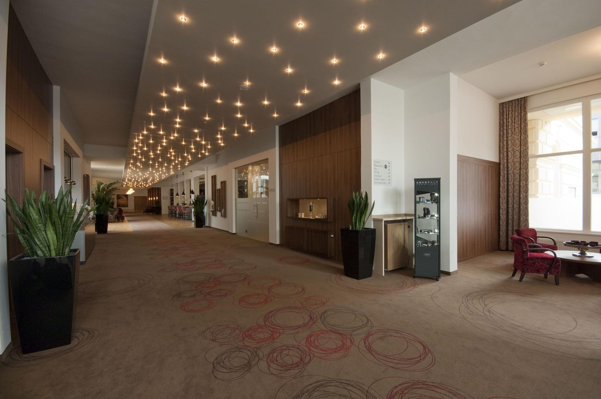 Vista Lobby Cityhotel Design & Classic