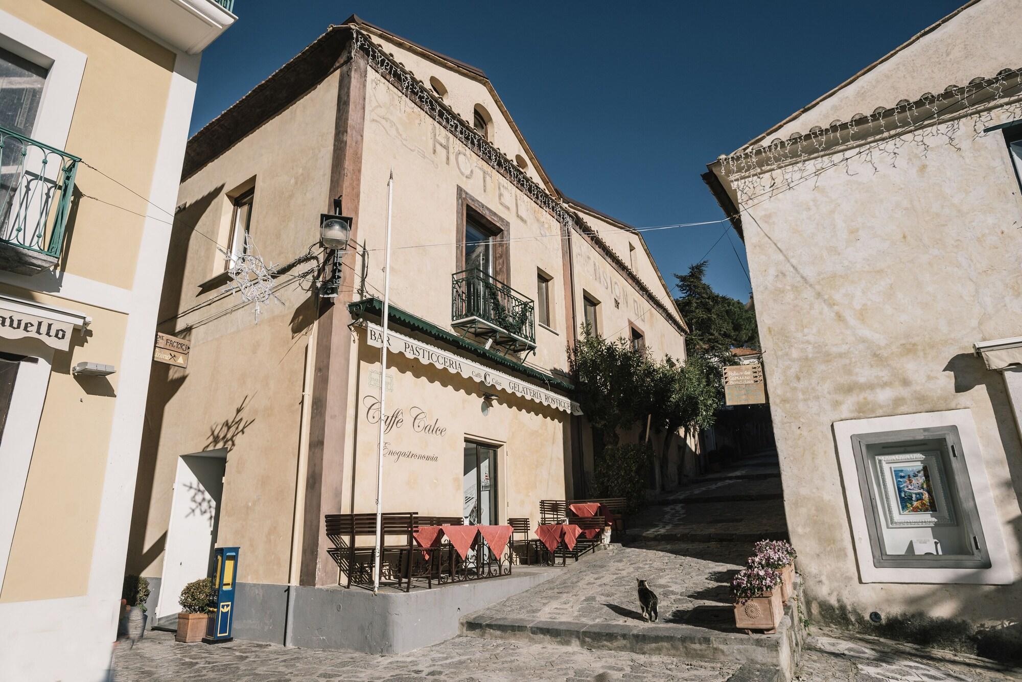 Varios Giardini Calce Luxury Rooms