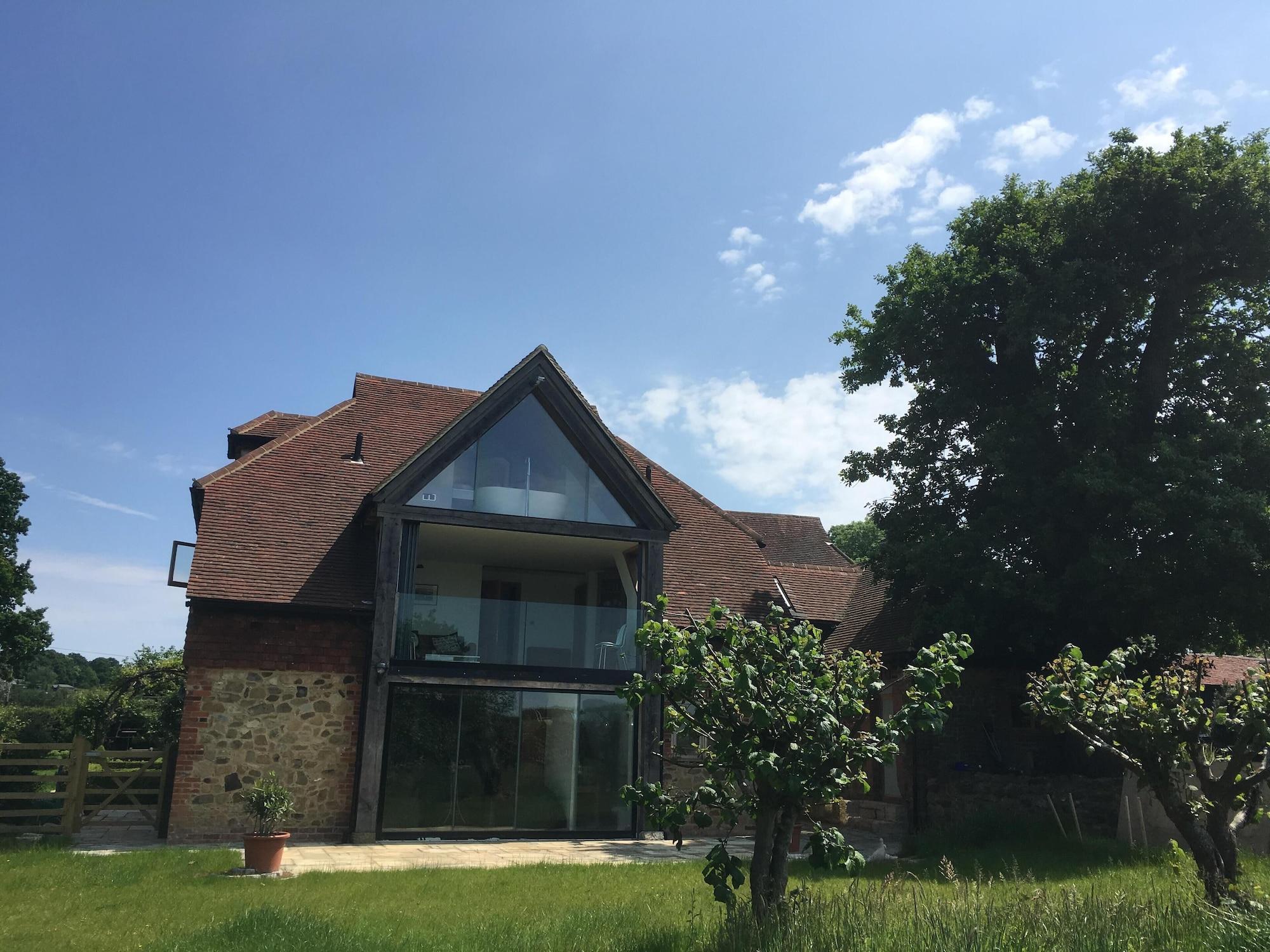 Vista Exterior Hurst Farm