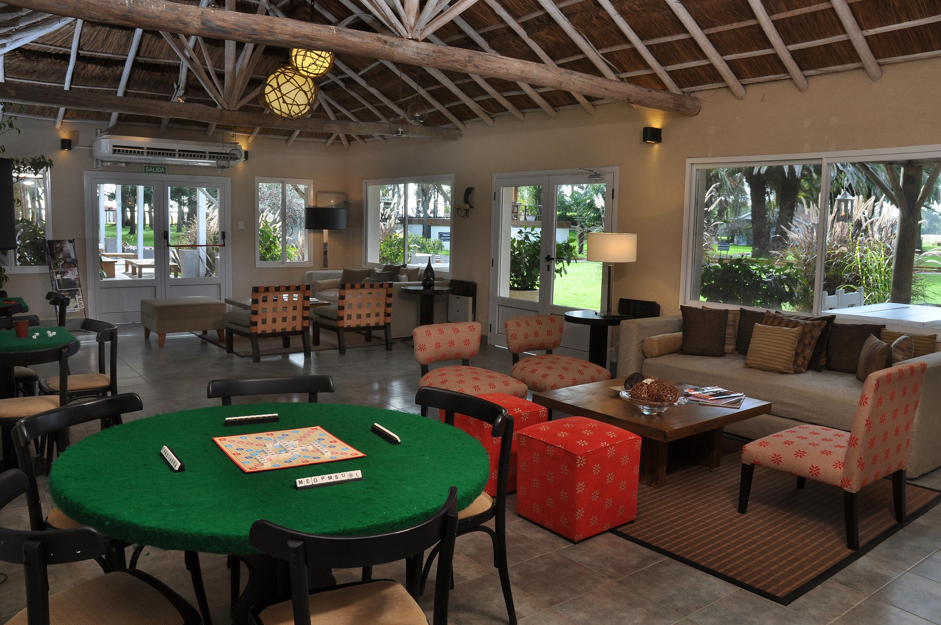 Sala de Reuniones Howard Johnson Finca Maria Cristina