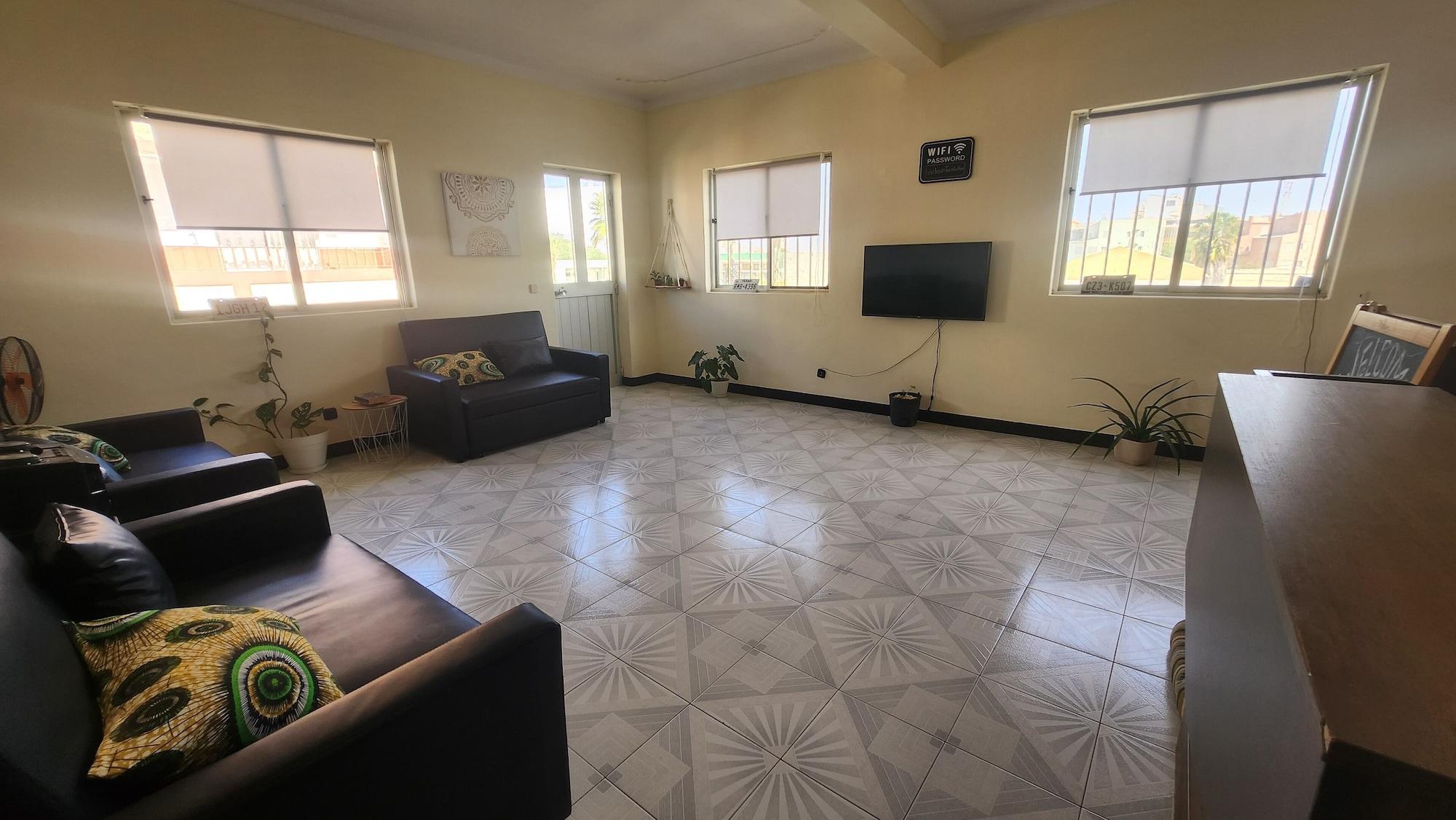 Comodidades del Alojamiento Meeting Point-Praia Diplomatic Center