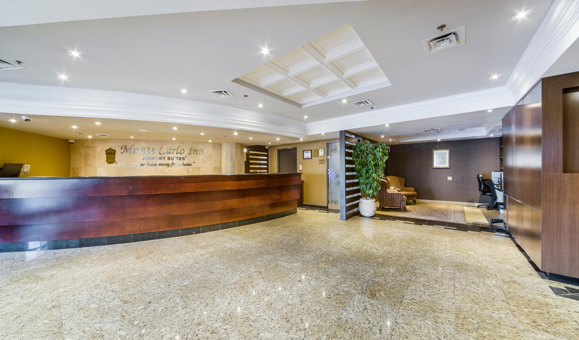 Vista Lobby Monte Carlo Inn Airport Suites