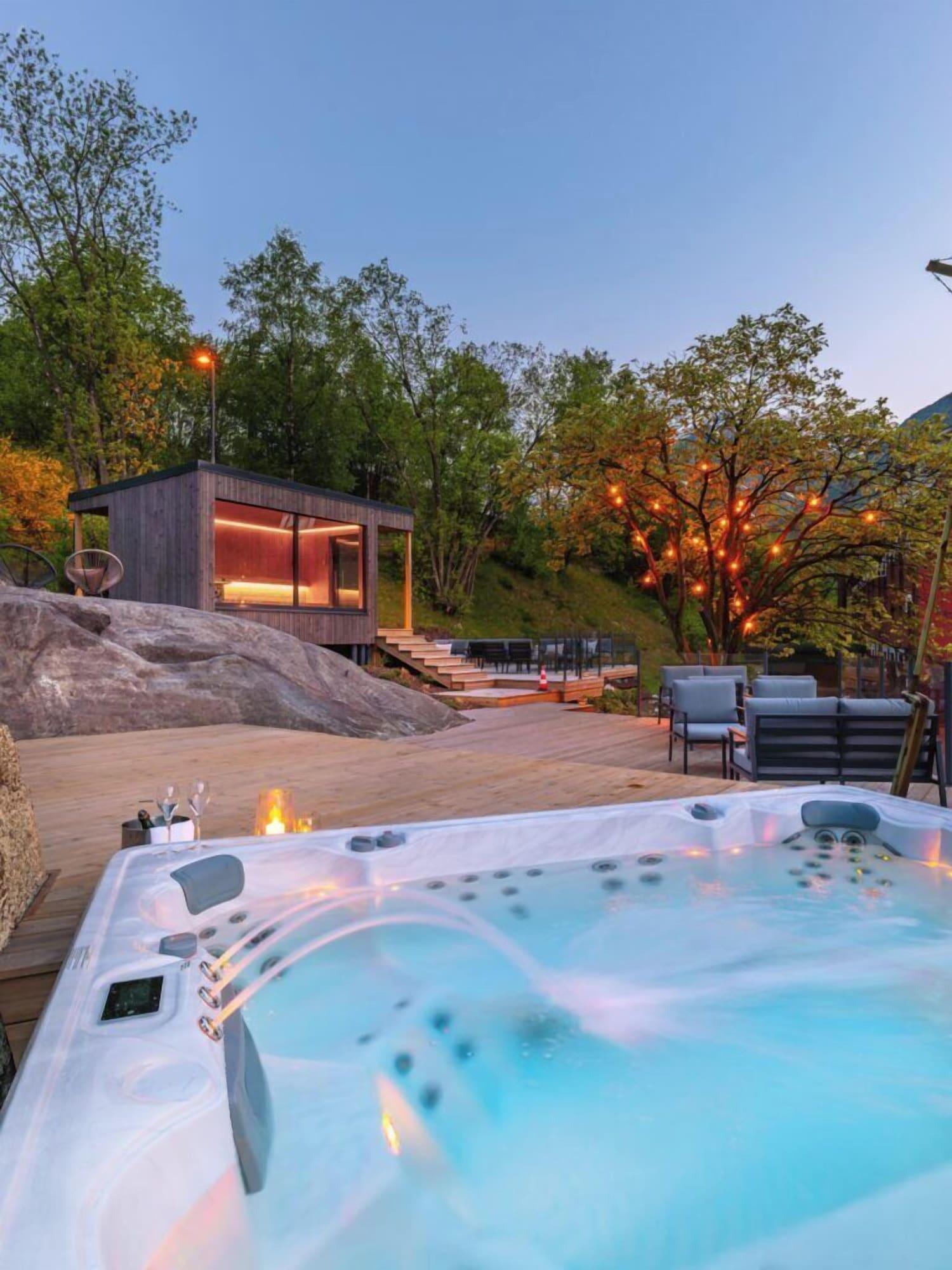 Spa Trolltunga Aparthotel