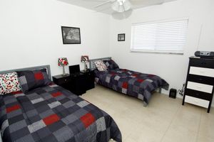 Alquiler Vacacional - Lilsis by the Lake - Vacation Home