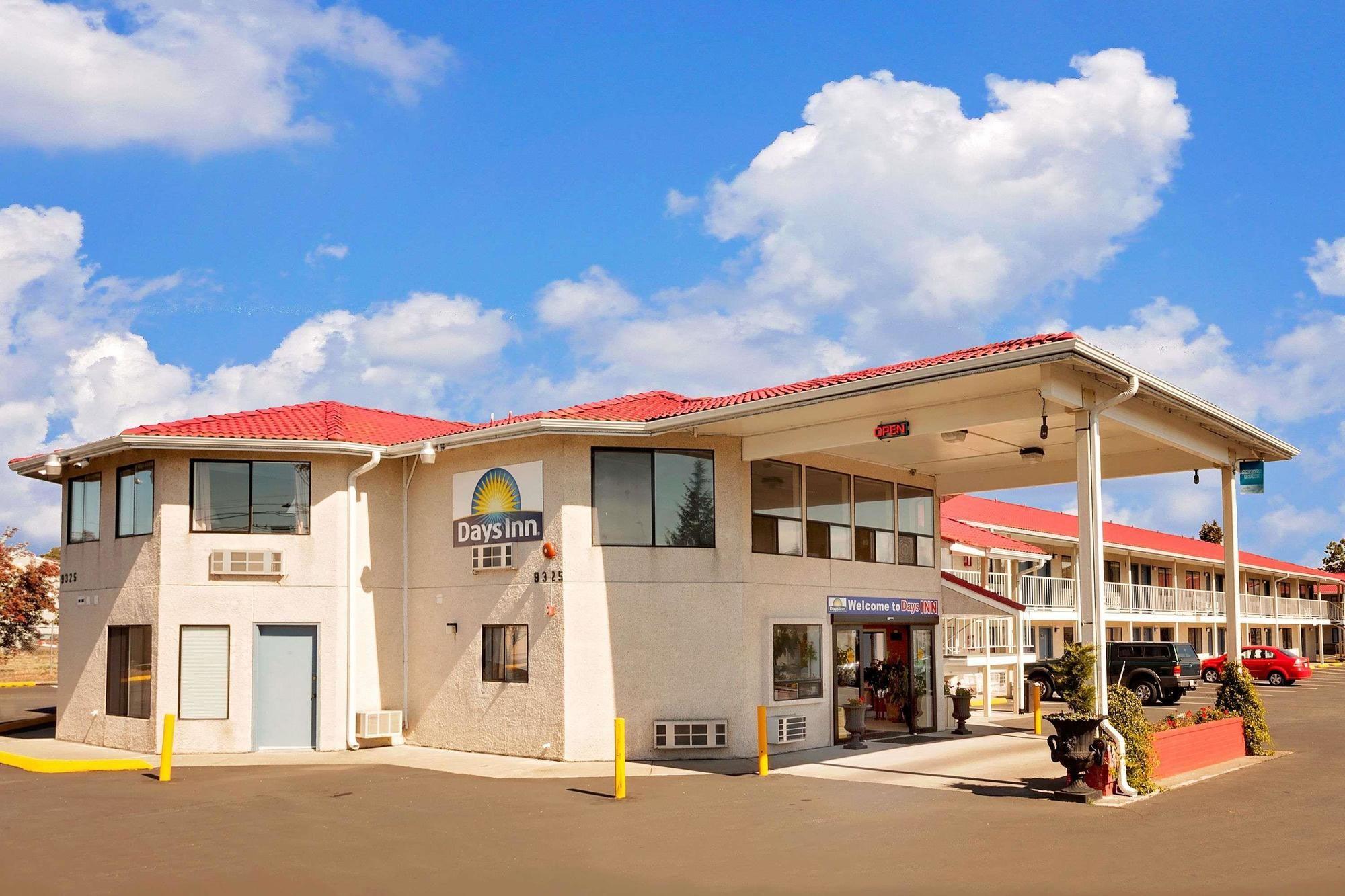 Varios Days Inn by Wyndham Lakewood South Tacoma