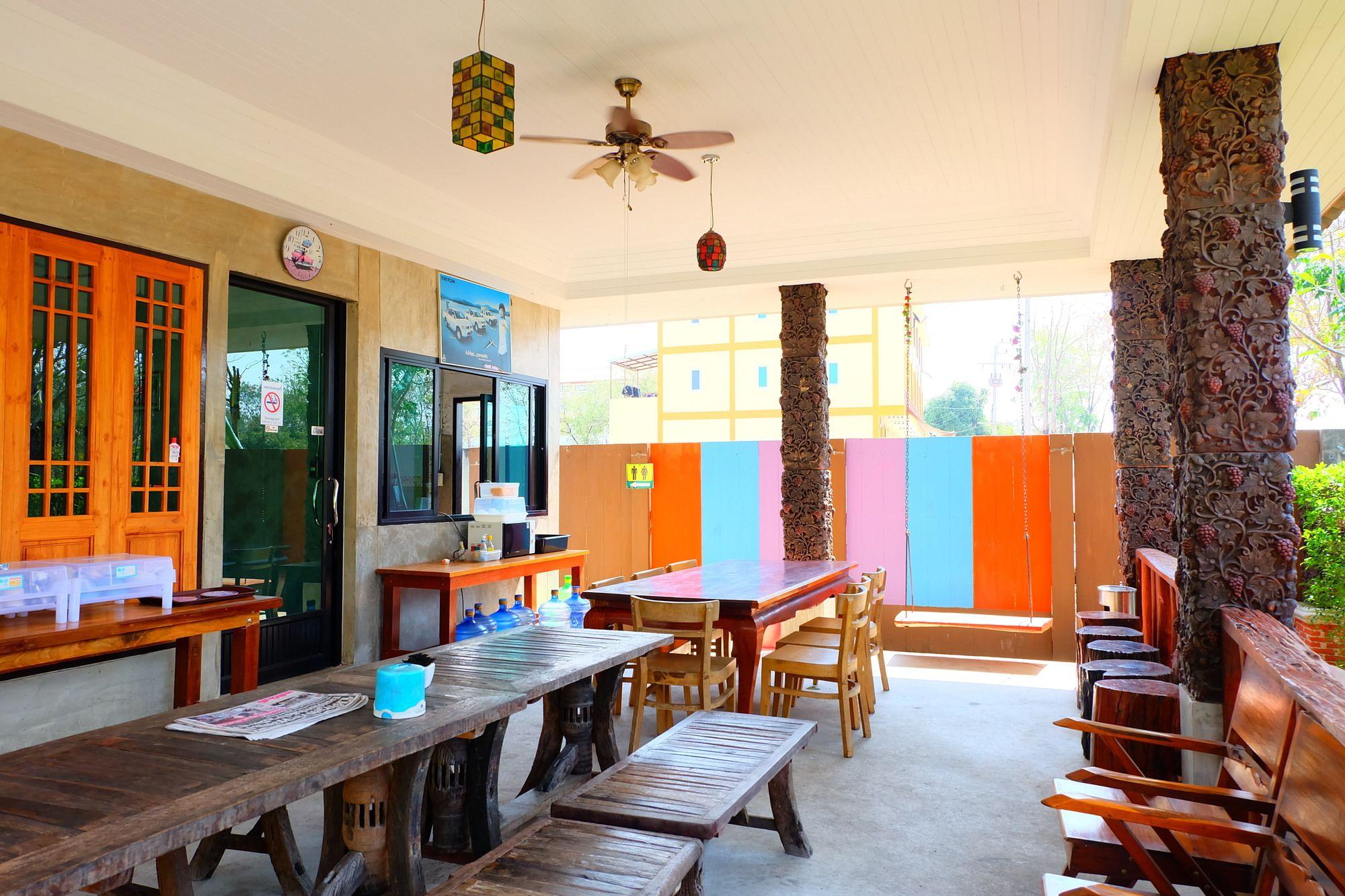 Vista Lobby Meena Garden Resort
