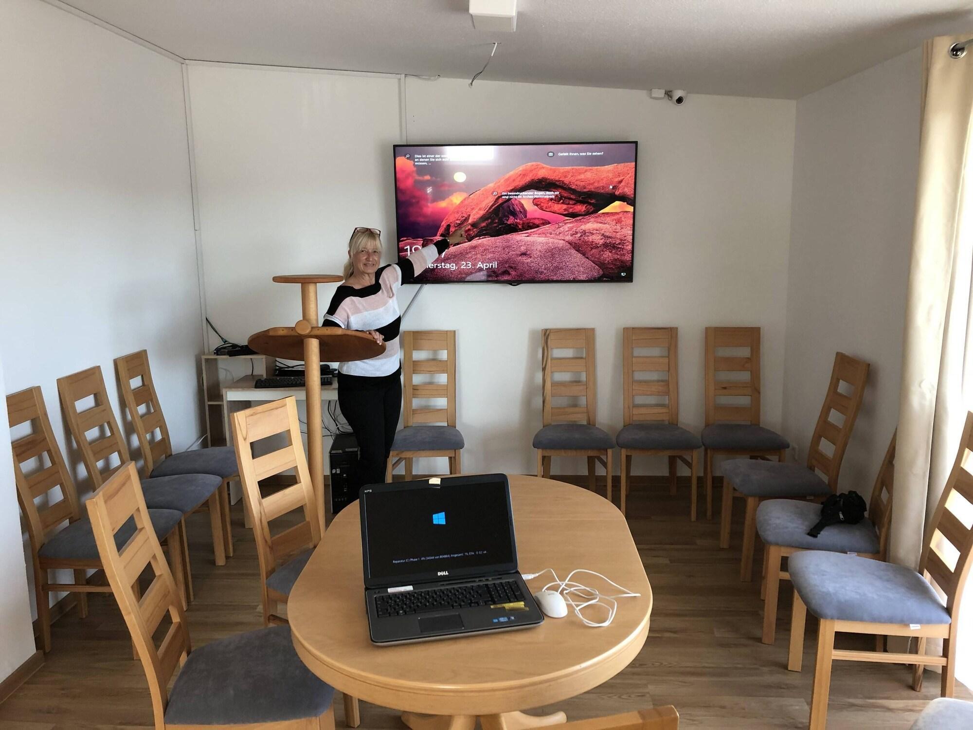 Centro de Negocios i-Motel