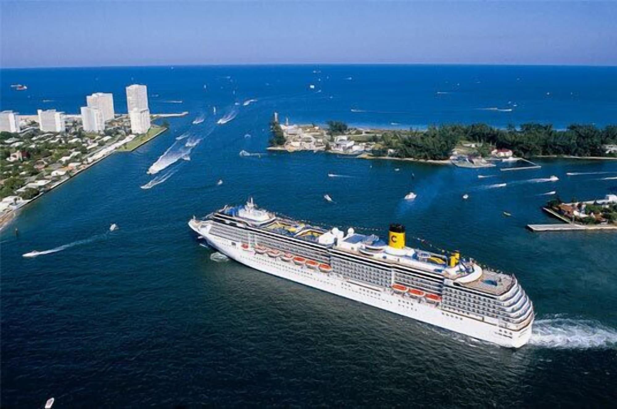 Varios Vacation Inn Motel - In Fort Lauderdale (Poinciana Park)