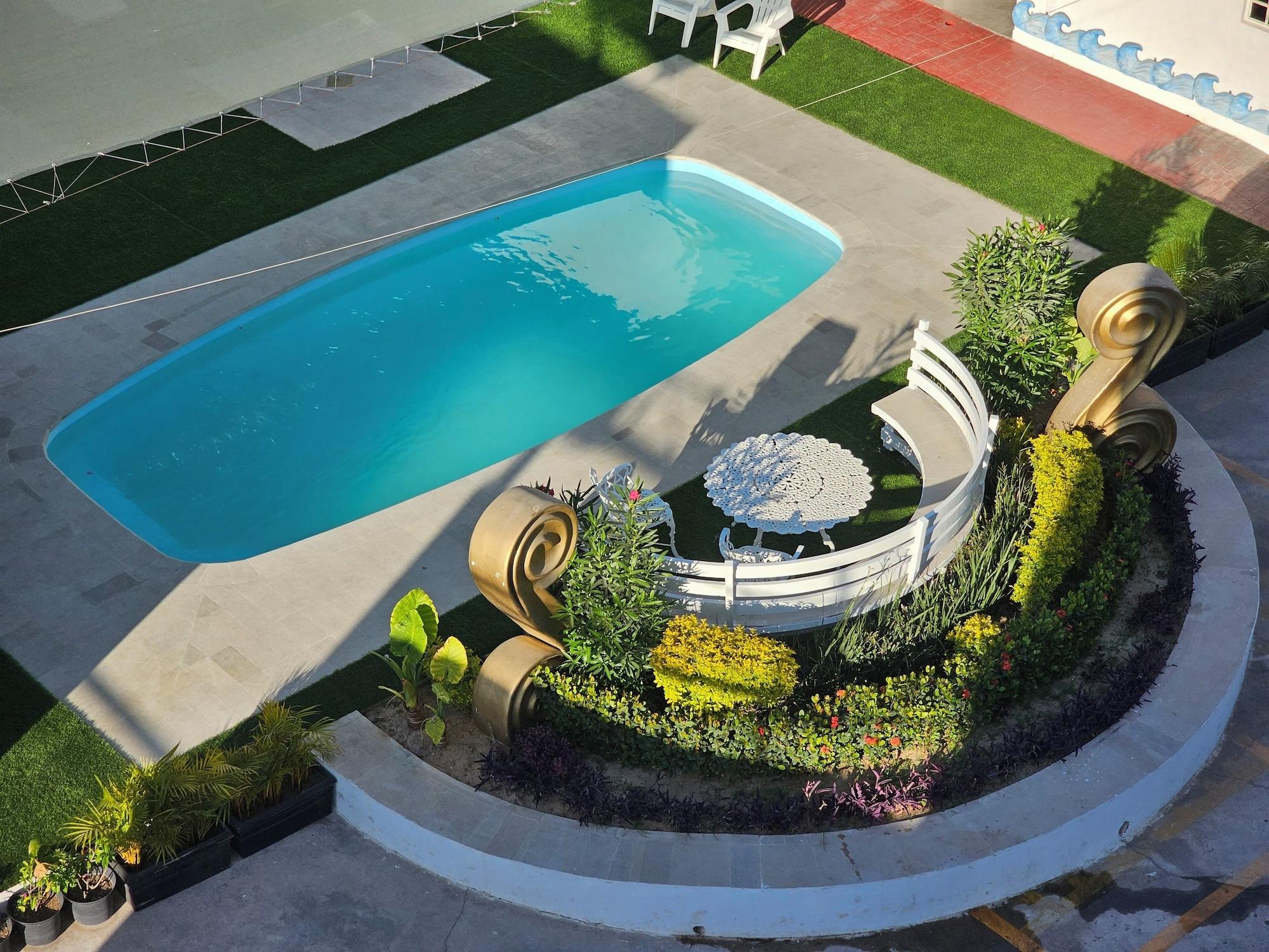 Varios Hotel Lito