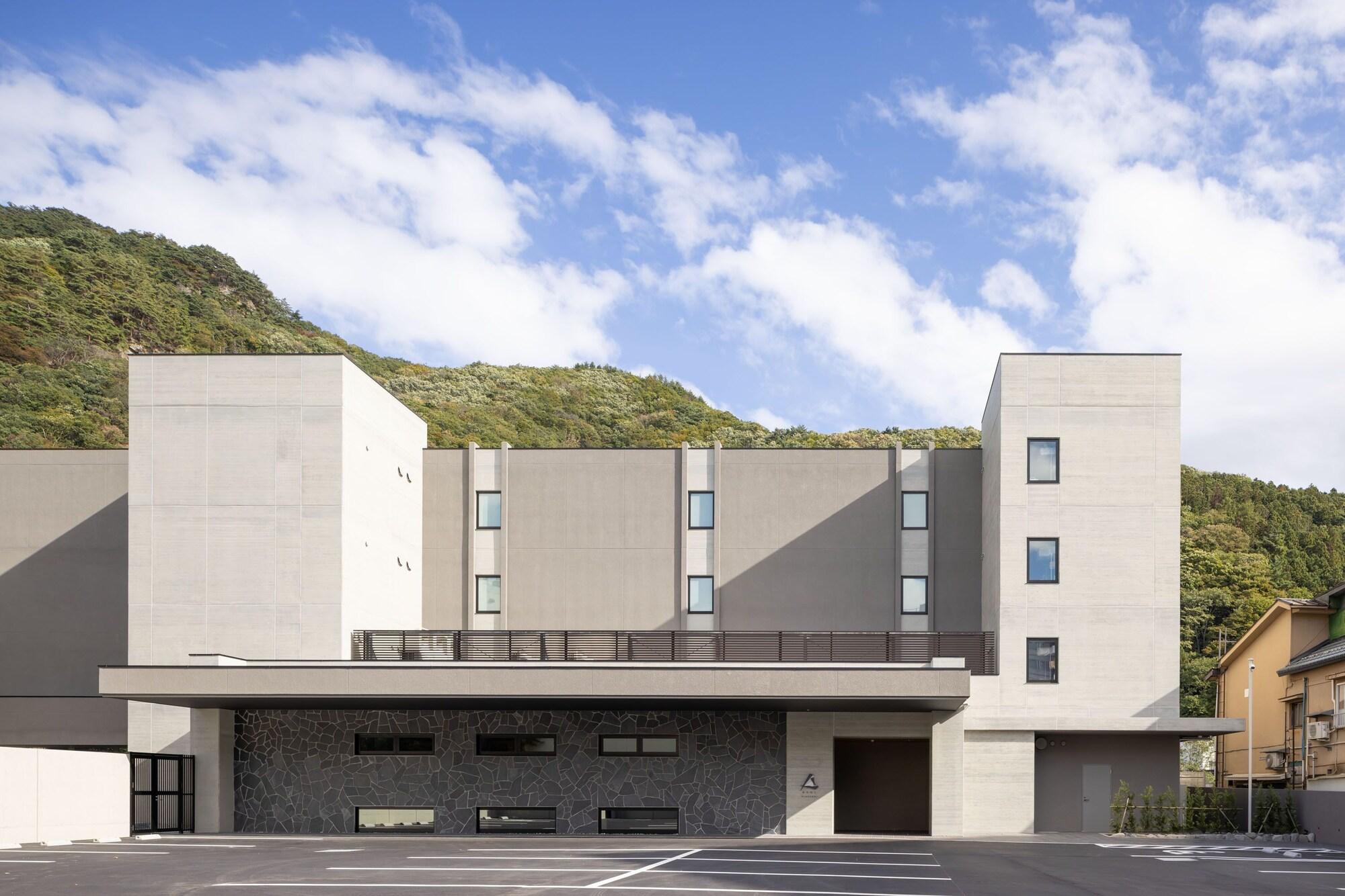 Vista Exterior ARATASHI MINAKAMI