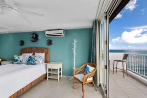 Alquiler Vacacional - Beachfront Penthouse Retreat- Pano 360 Sunrise Views-Airport 5mins-Free Parking
