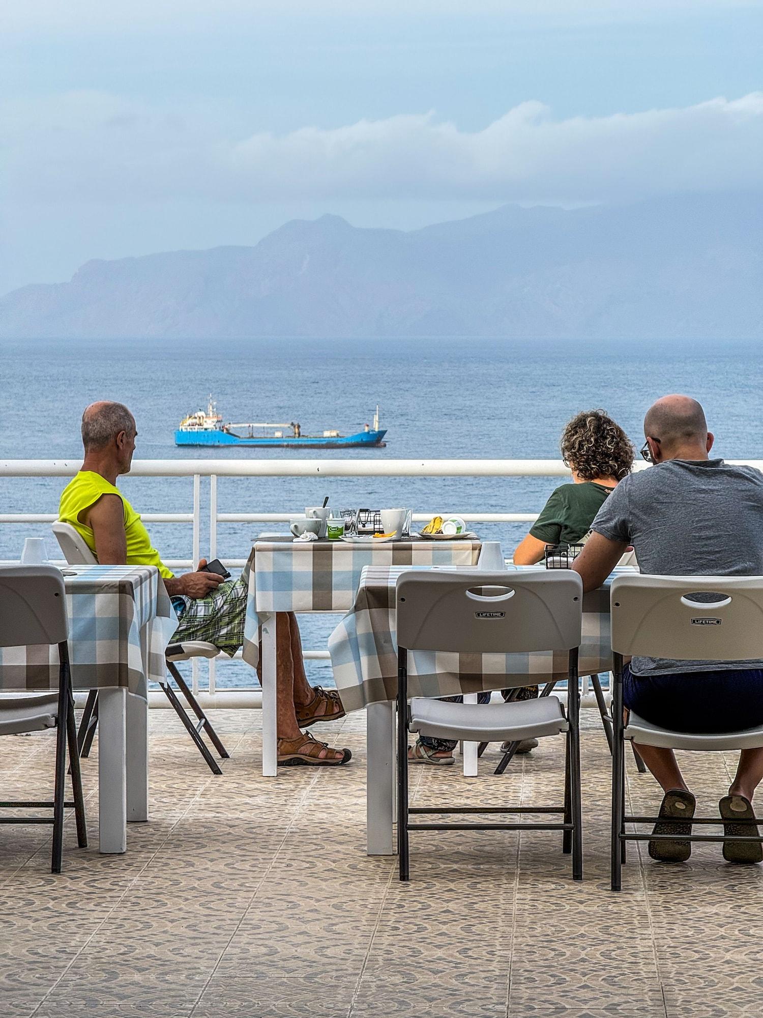 Bar/Salón Cruzeiro Guest House